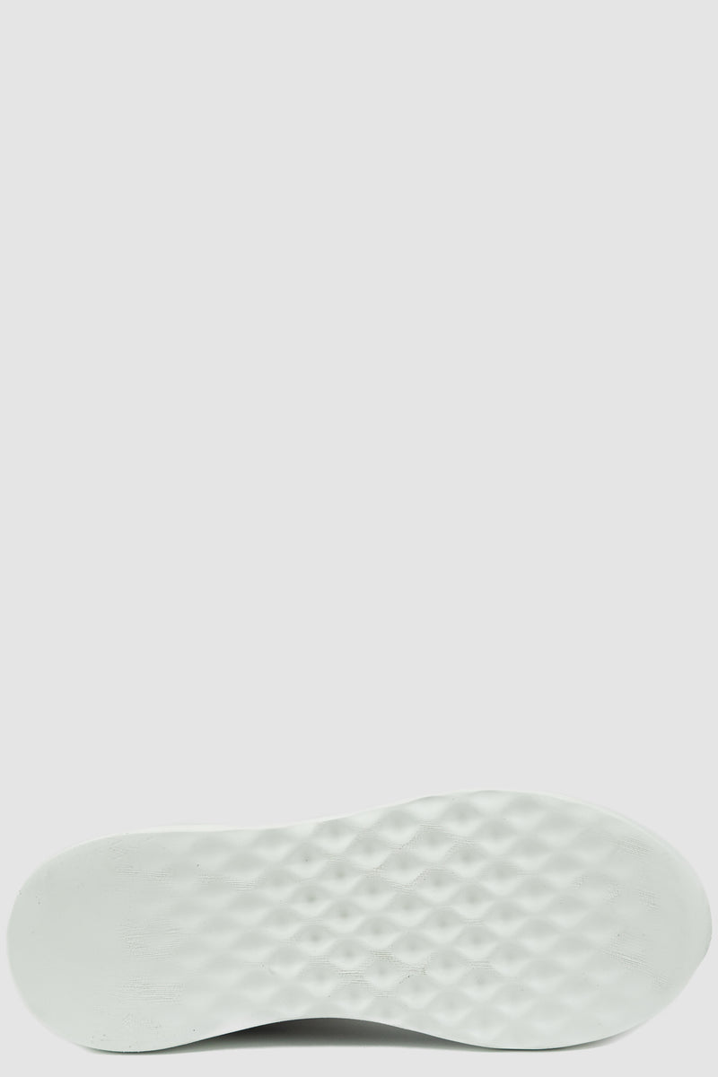 Sole view of Super Size Parachute Sneaker B/W with unique lacing and white rubber sole, PURO