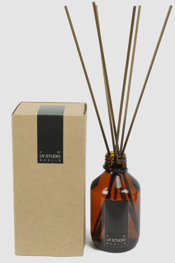 UY Studio - bundle view of Signature Room Diffuser U.