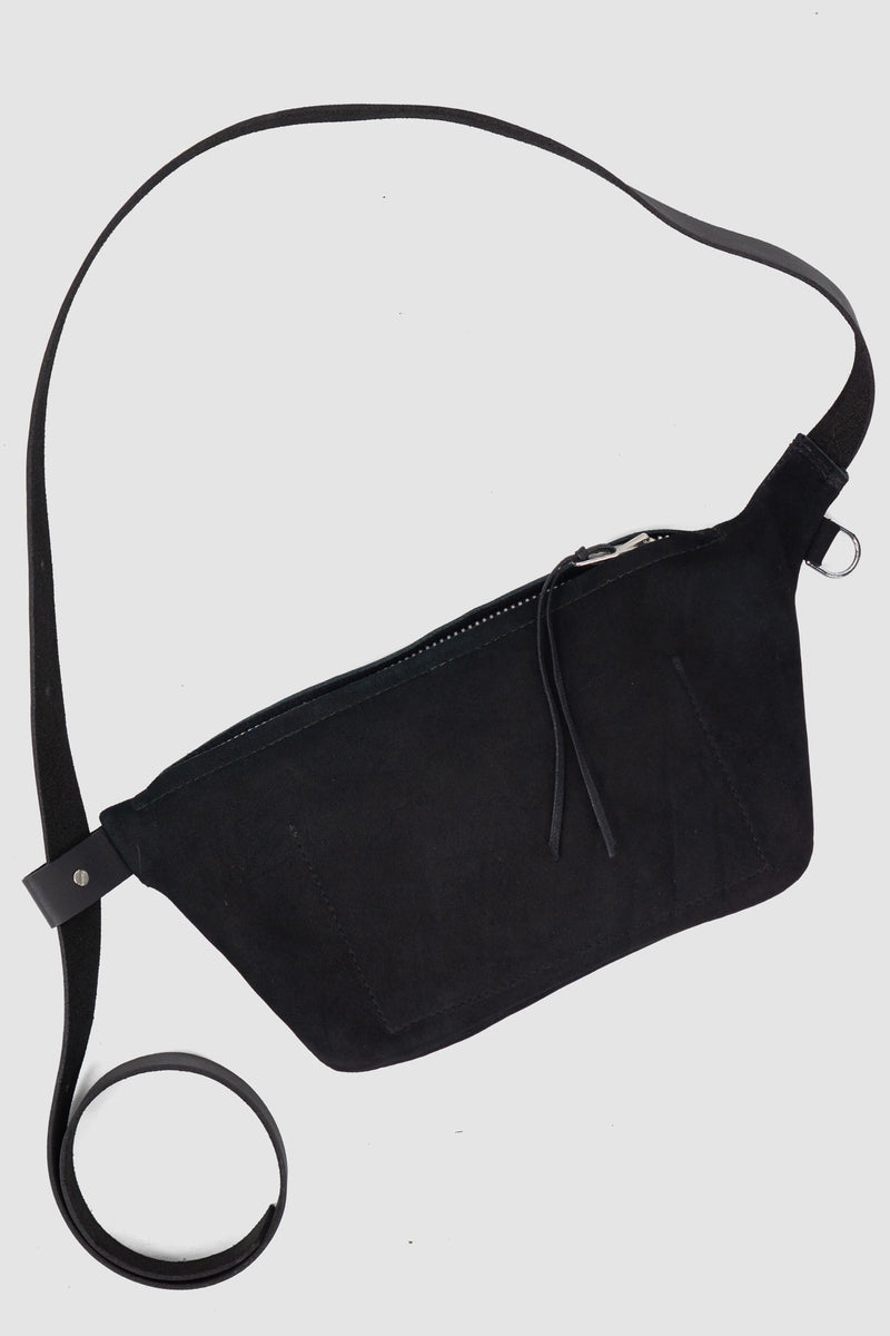 Werkschwarz - back view of the black Calf Leather Waist Bag Werk 2N.