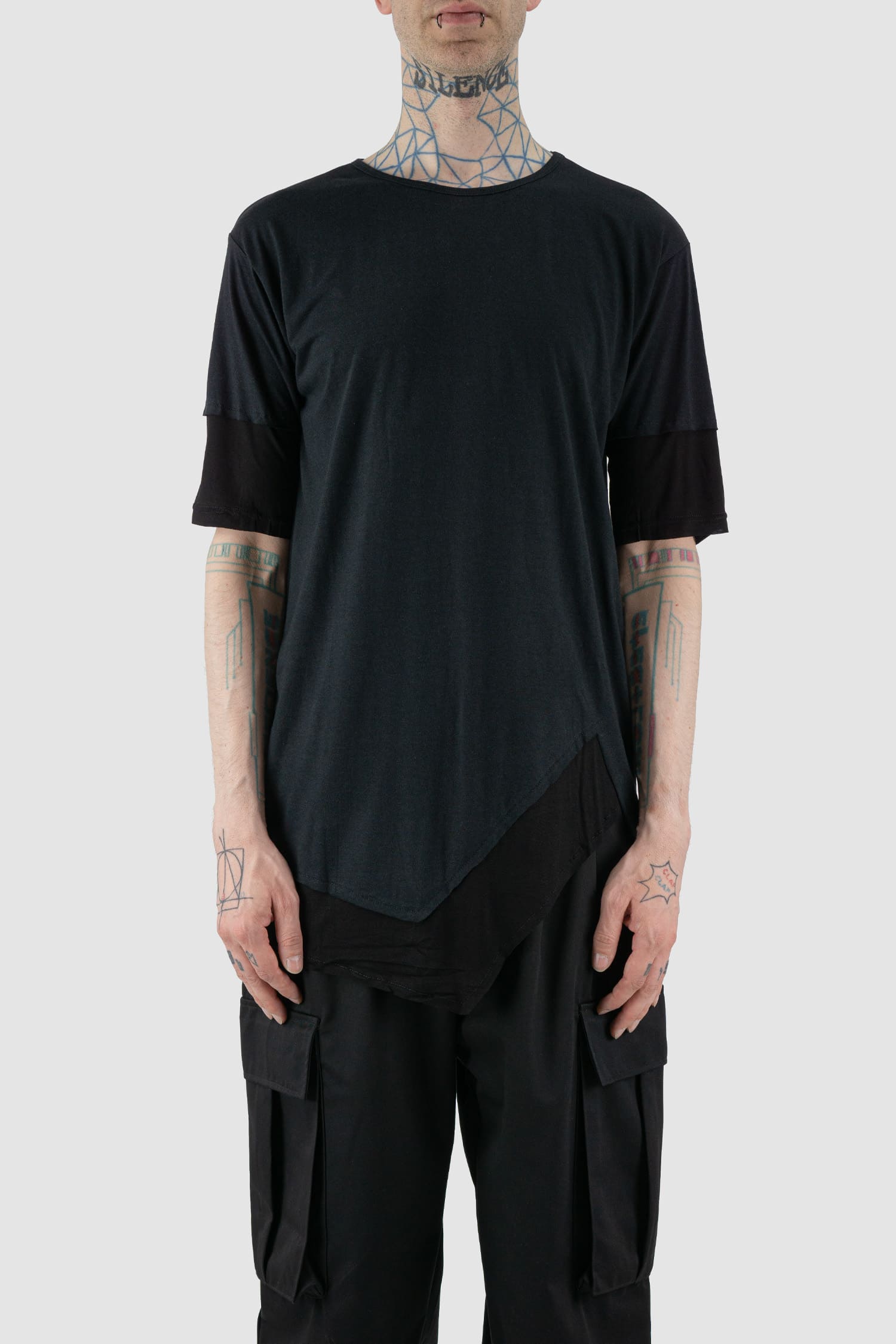 XConcept - front view of black asymmetrical bamboo t-shirt for men from the FW24 collection has a double-layered, tapered front and sleeves.