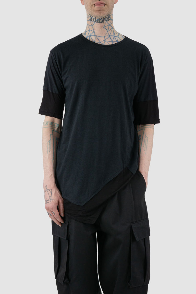 XConcept - front legere view of black asymmetrical bamboo t-shirt for men from the FW24 collection has a double-layered, tapered front and sleeves.