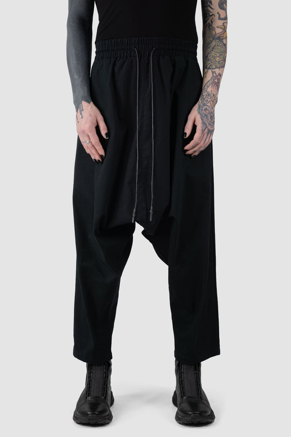 XConcept - front view of Black Relaxed Fit Cropped Cotton Trousers