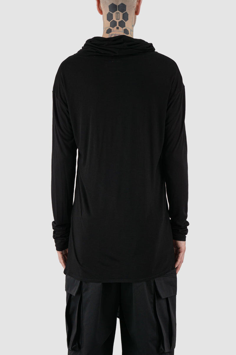 XConcept - back view of black round collar light long sleeve jumper for men with slightly flared round collar, tapered hems, FW24 Collection.