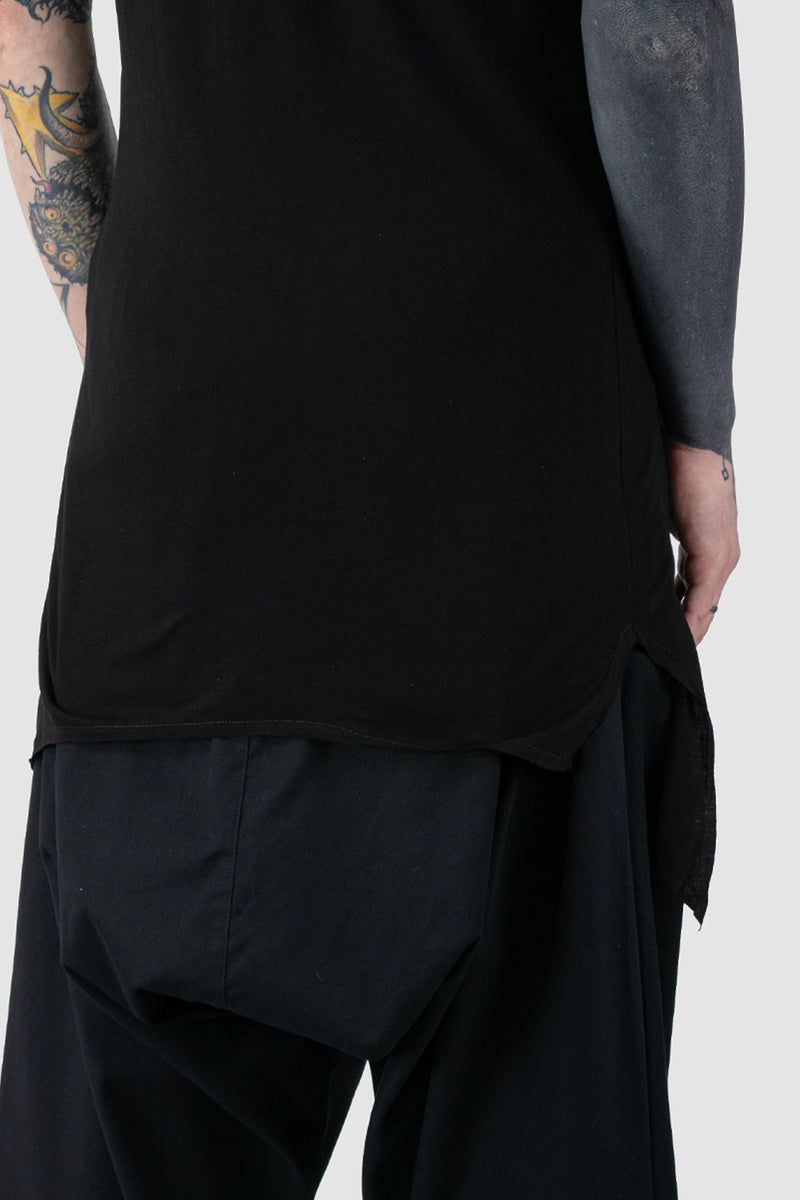 XConcept - back detail view of Black Wide V-Neck Bamboo Raglan T-Shirt