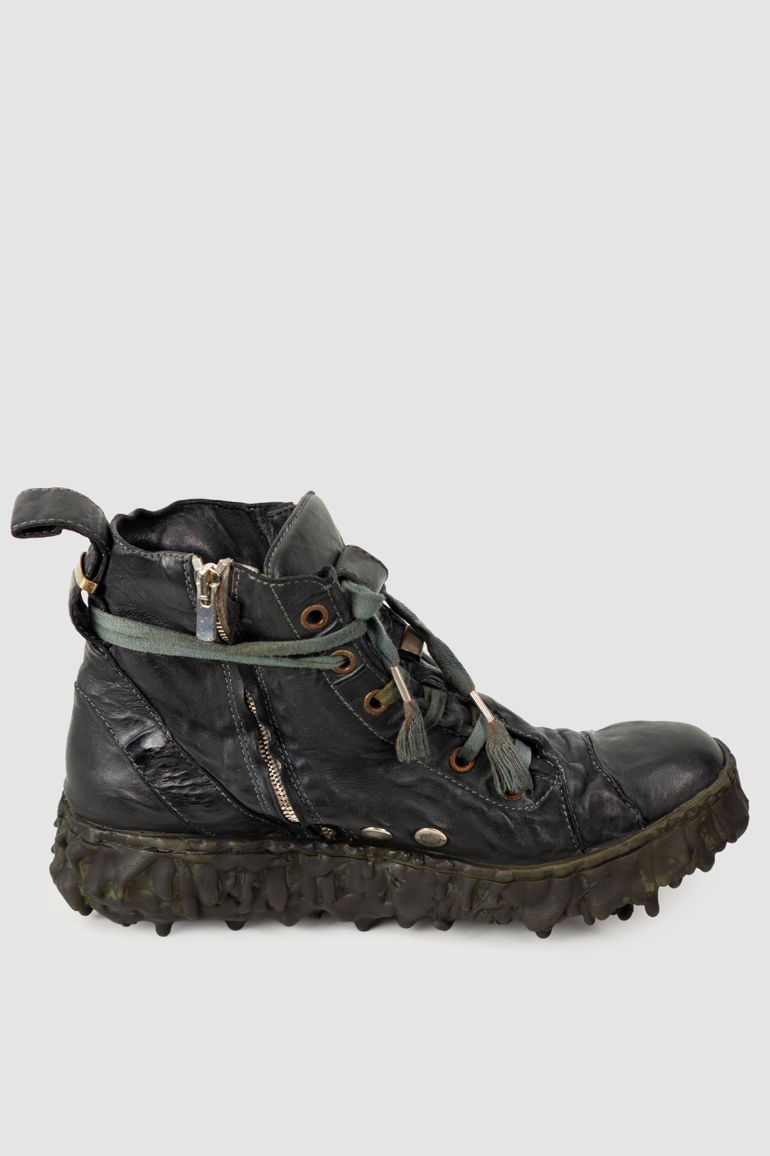 Culture of Brave - Men's Black Slate Leather Sneaker - Melt Dan - left inside view