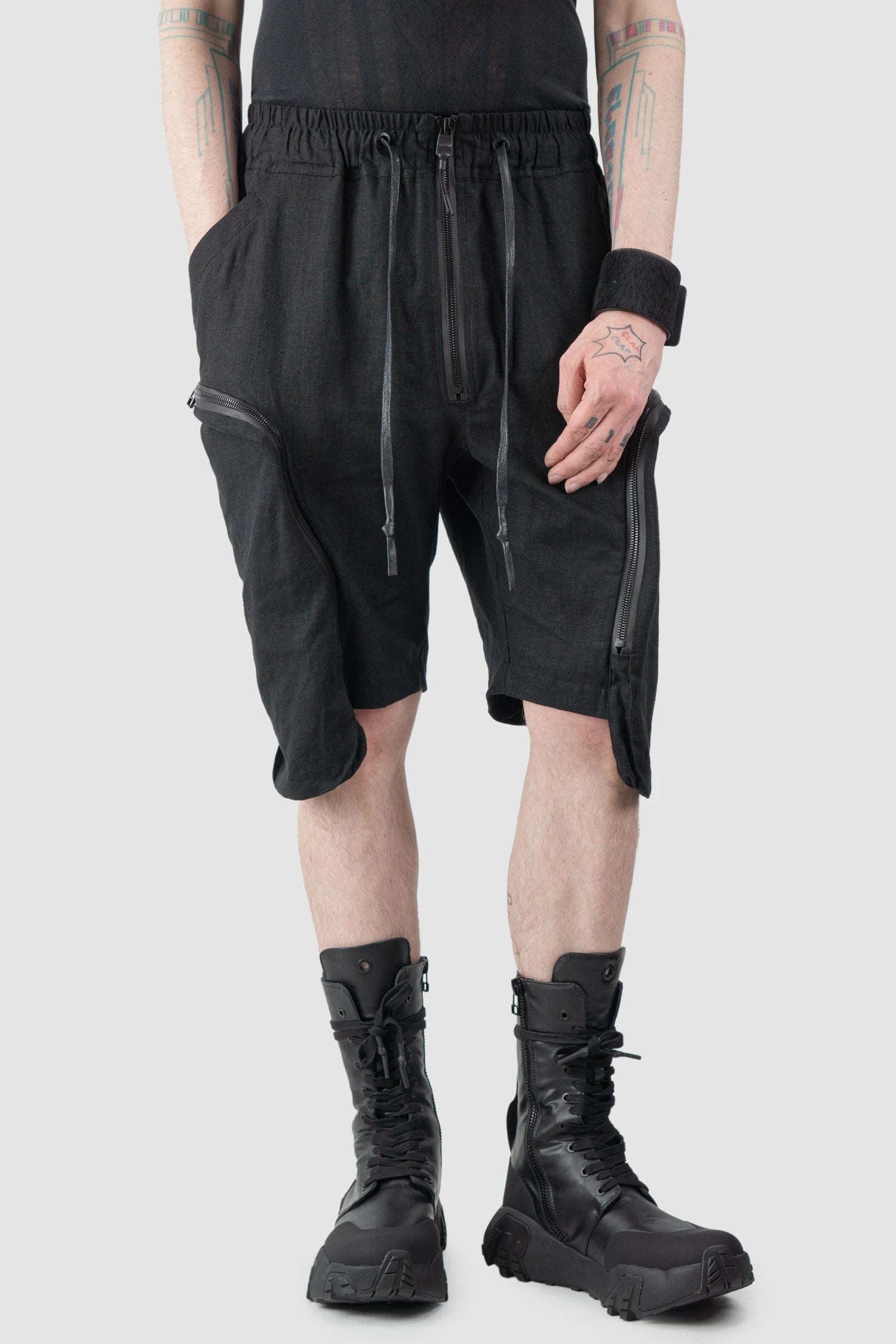 Gall Laboratories by Justin Gall - Men’s Black Tactical Linen Cargo Shorts model relaxed view