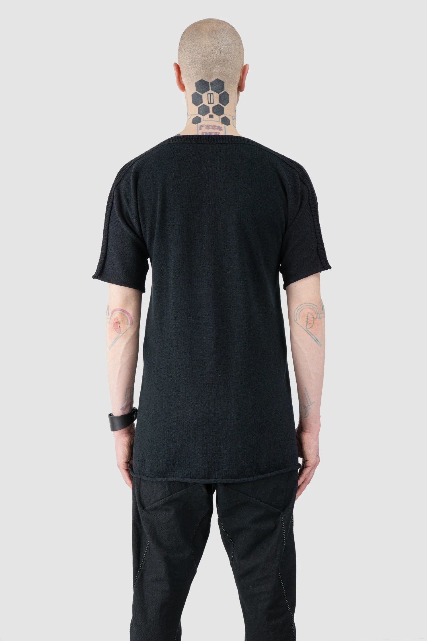 Isaac Sellam - Men’s Black Reversible Knitted Spine T-Shirt model back view