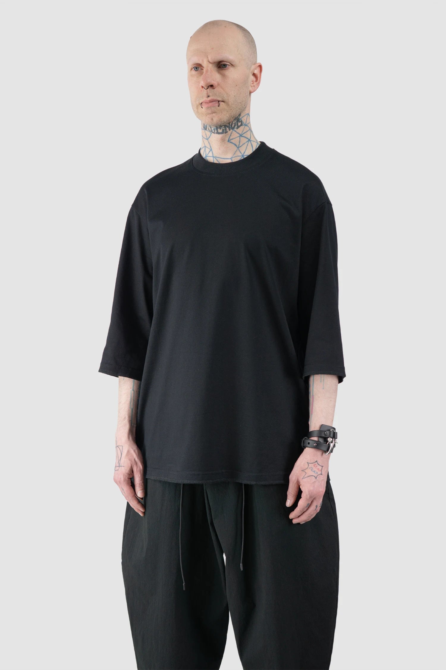 Joe Chia - Men’s Black 3/4 Sleeve Relaxed Cotton T-Shirt model front side view