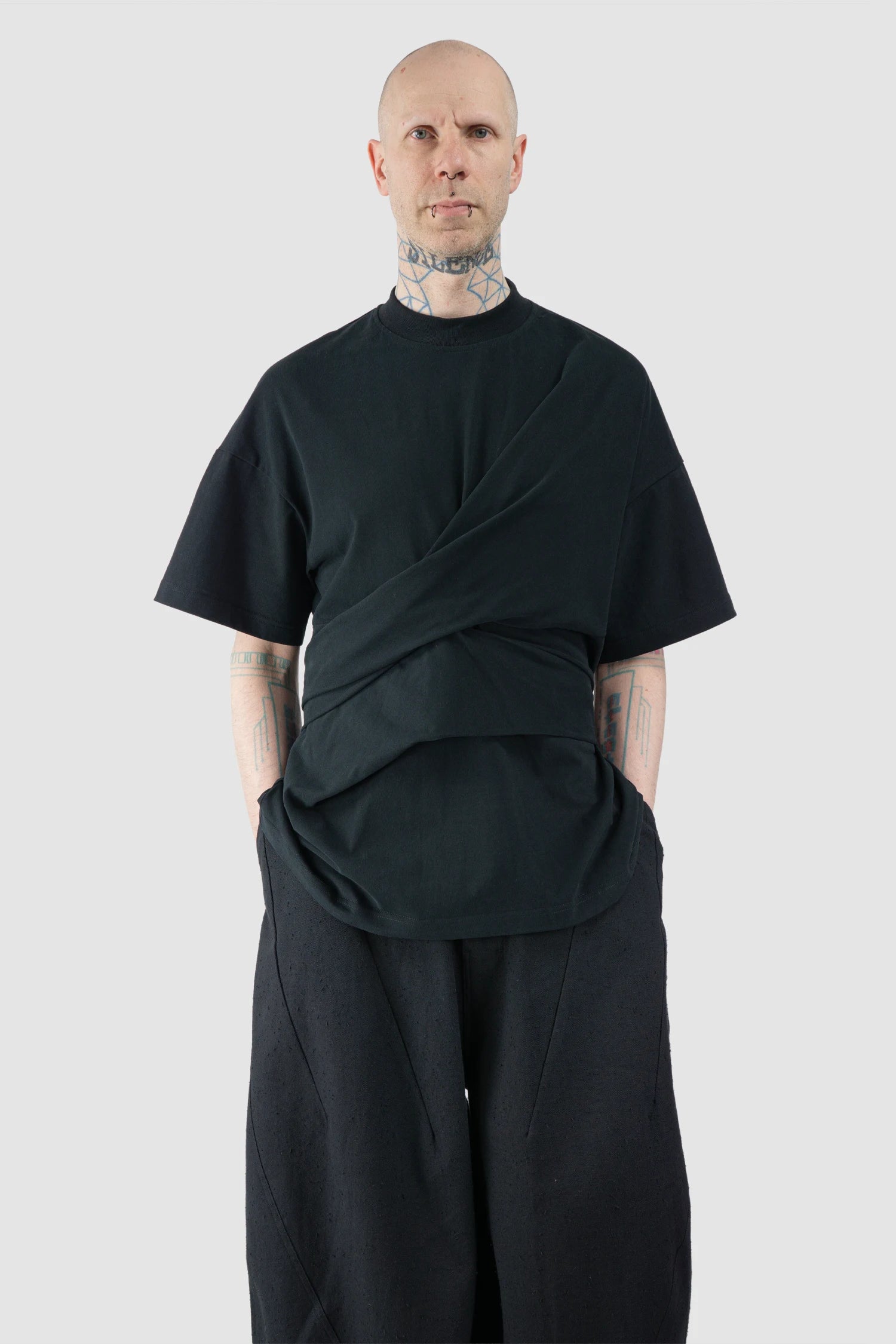 Joe Chia - Men’s Black Boxy Draped Cotton T-Shirt model relaxed view