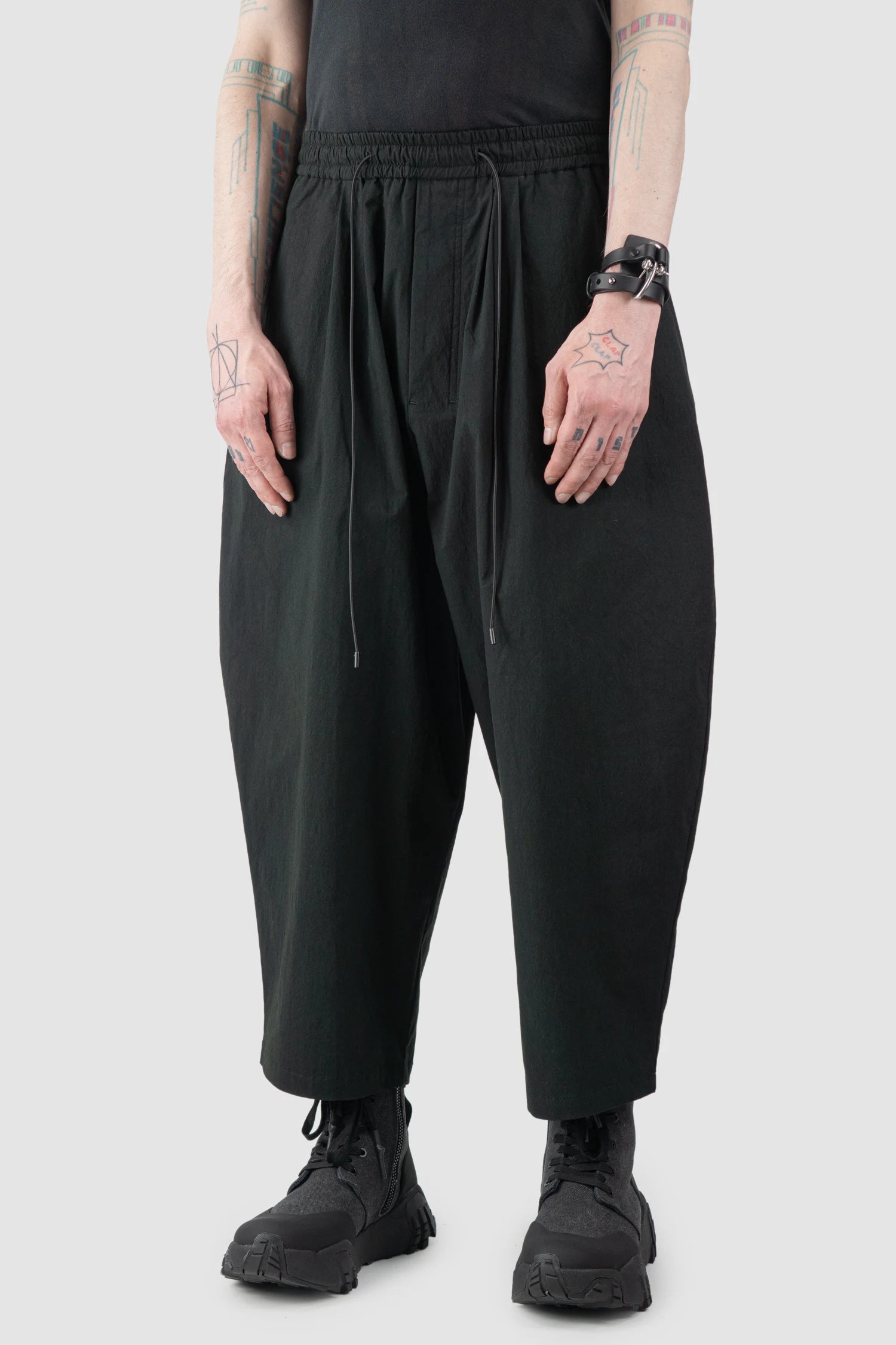 Joe Chia - Men’s Black Cropped Drop Crotch Cotton Blend Trousers model front side view