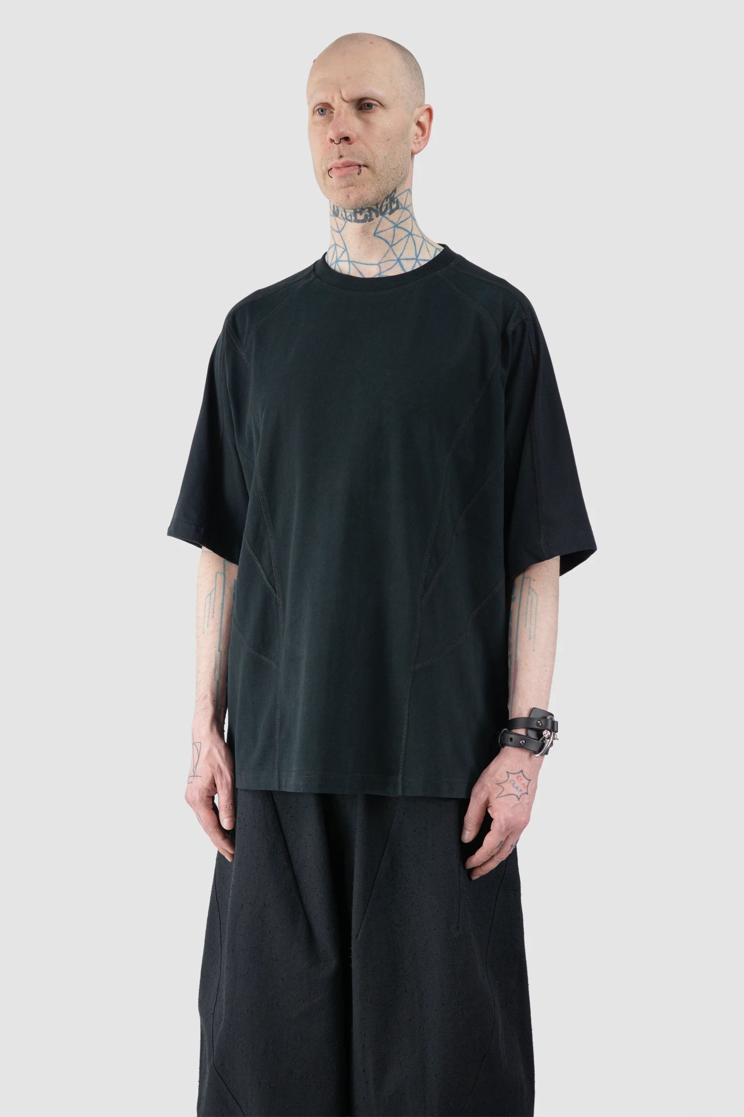 Joe Chia - Men’s Black Curved Sleeve Cotton T-Shirt model front side view