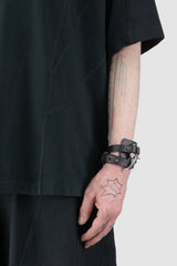 Joe Chia - Men’s Black Curved Sleeve Cotton T-Shirt seam detail view