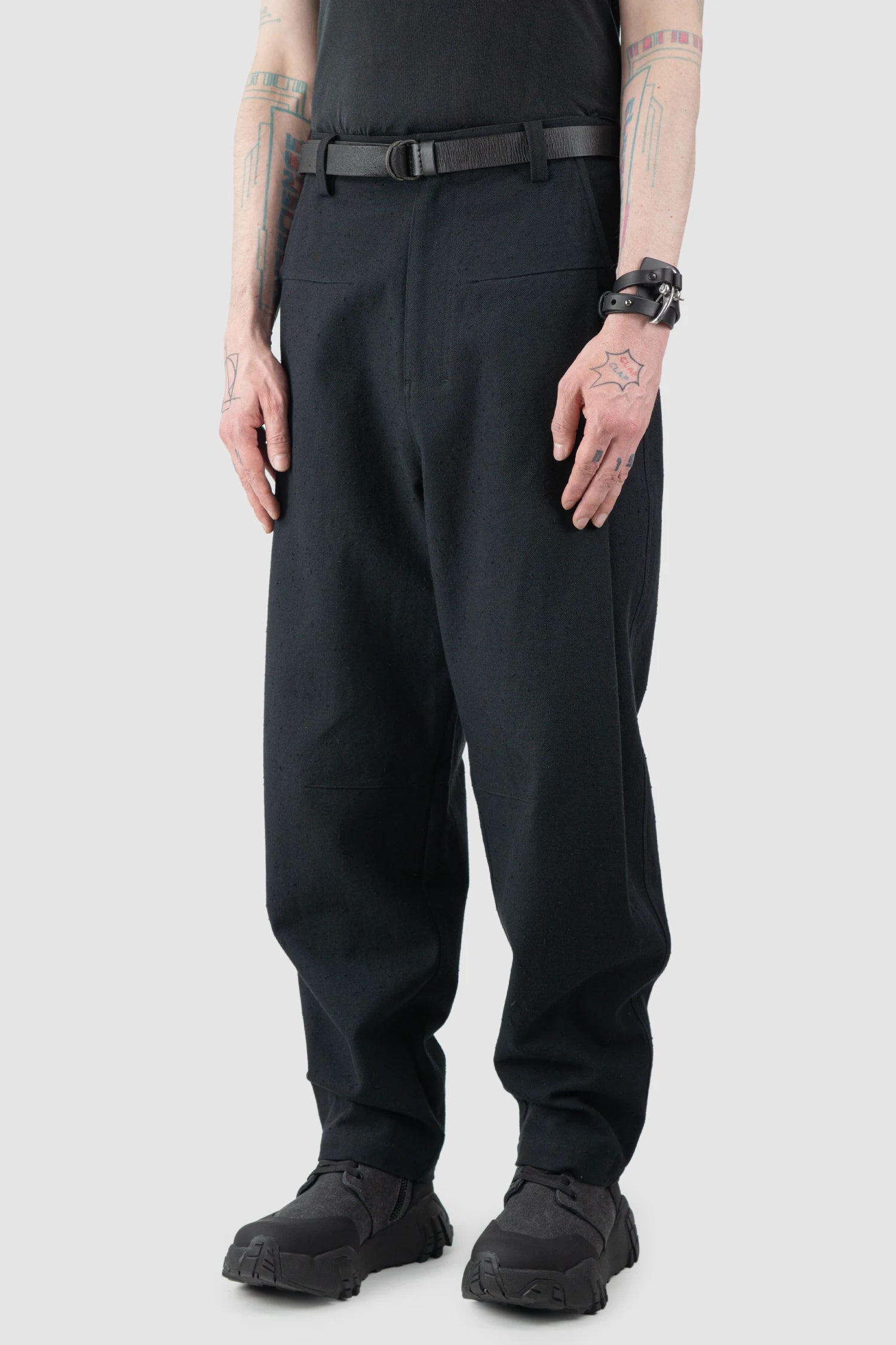 Joe Chia - Men’s Black Textured Cotton Pleated Trousers model front side view