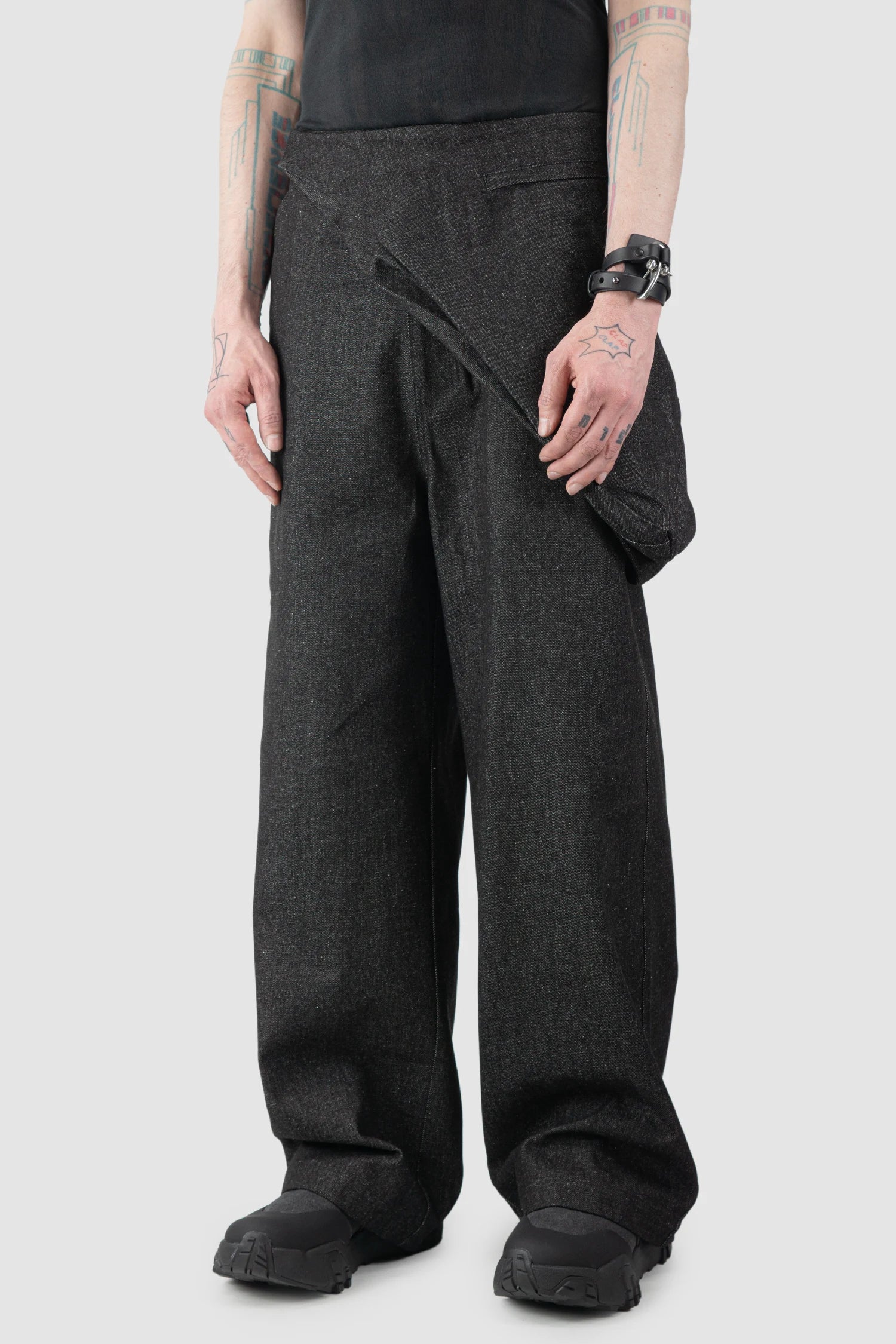 Joe Chia - Men’s Black Washed Denim 3D Pocket Trousers model front side view