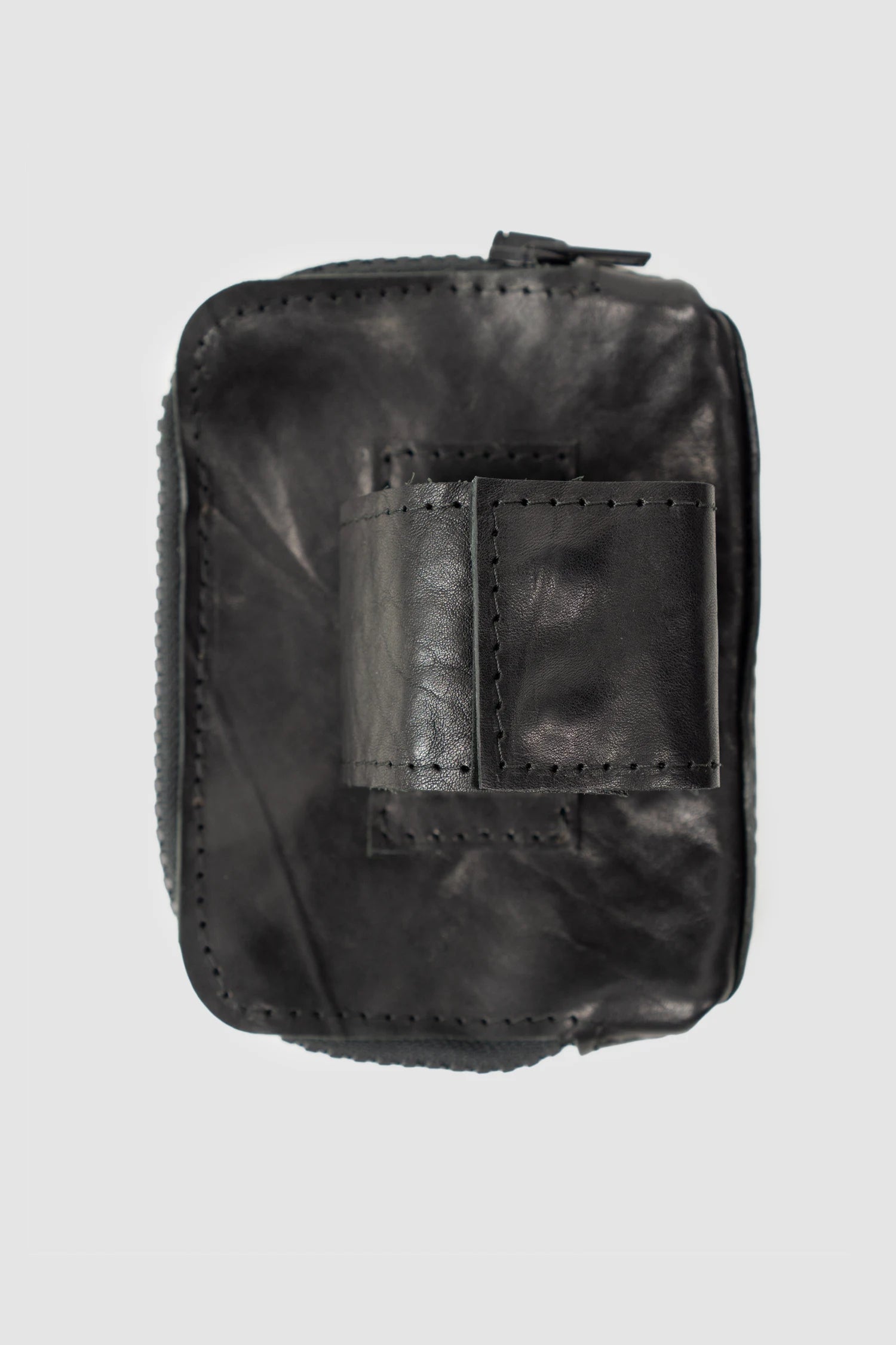 La Haine Inside Us - Men’s Black Double Zip Leather Wrist Wallet item closure view