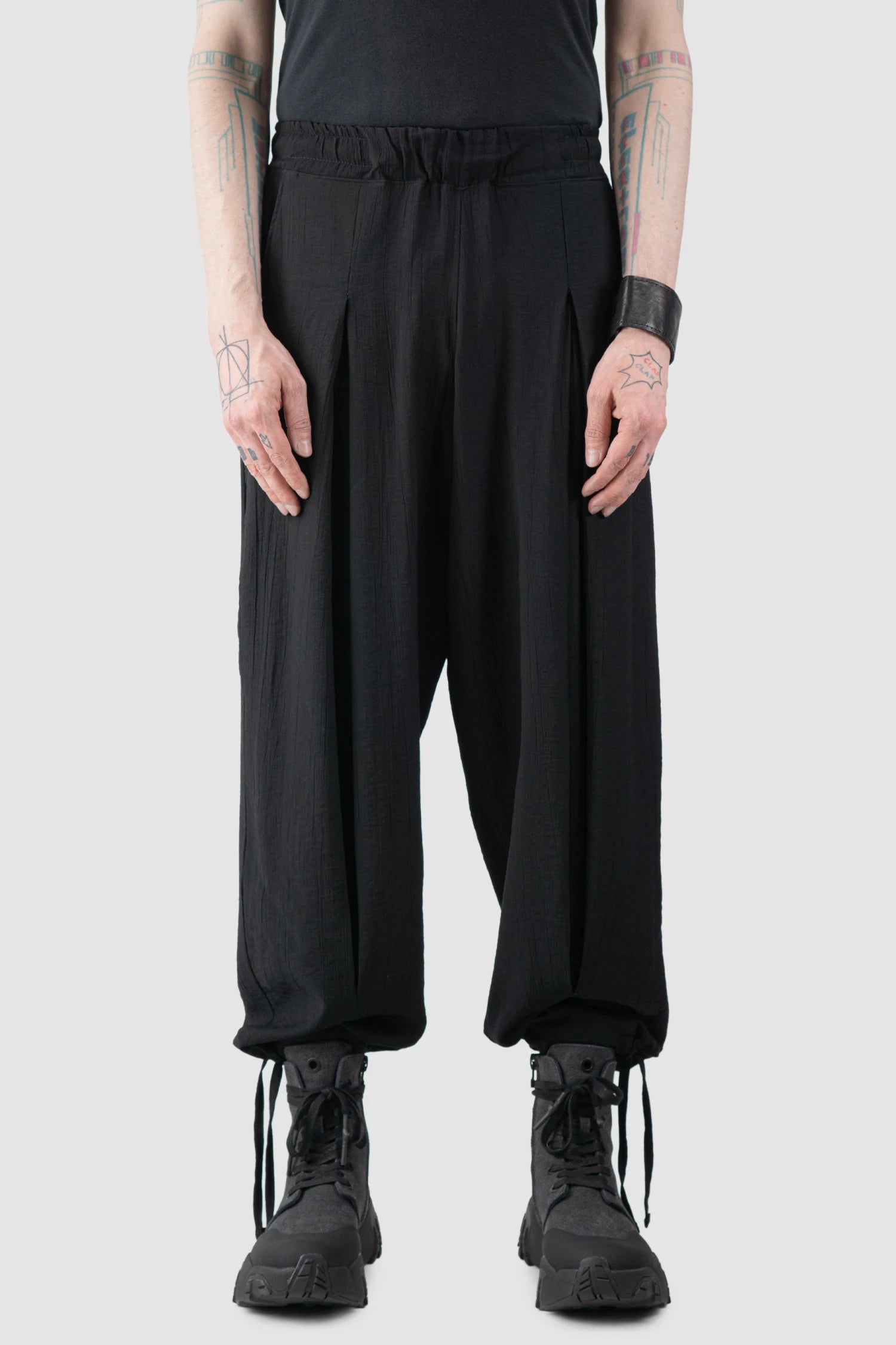 La Haine Inside Us - Men’s Black Viscose Blend Front Slit Wide Trousers model front view