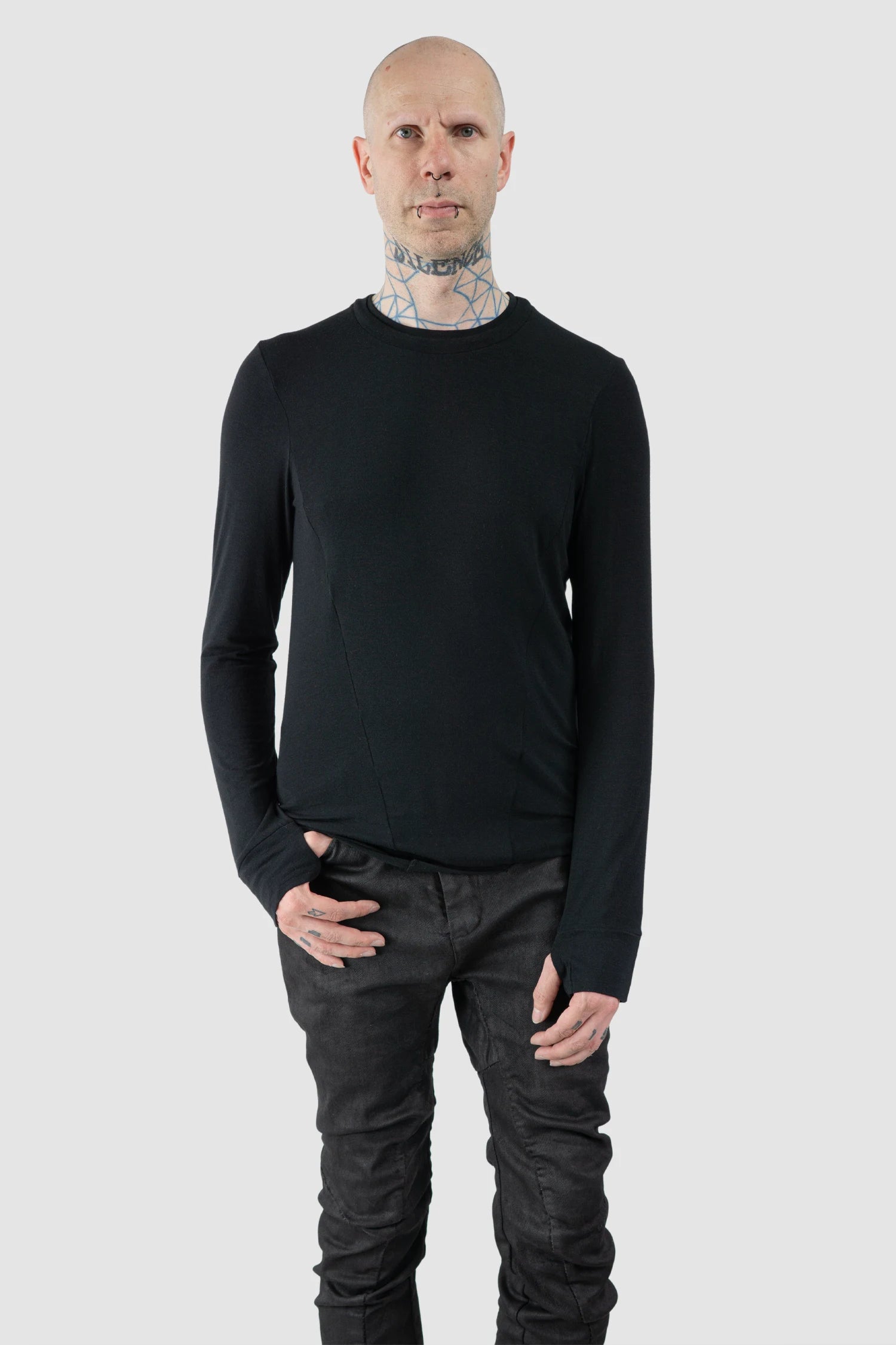 Masnada – Men's Black Double Front Modal Cashmere Long Sleeve - model relaxed view
