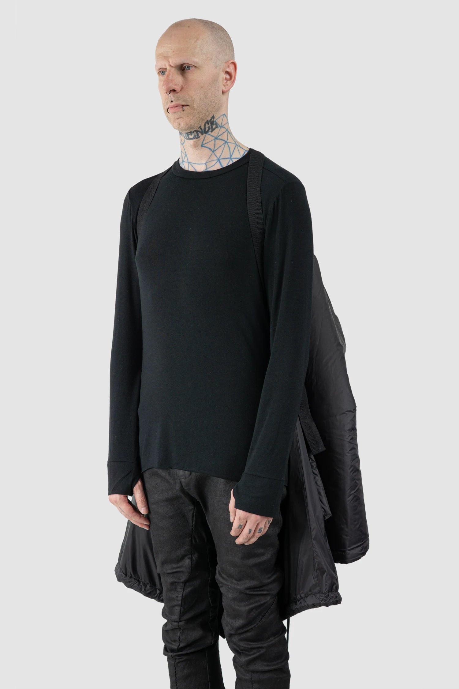 Masnada – Men's Black Reversible Thindown Parka - model carry front view