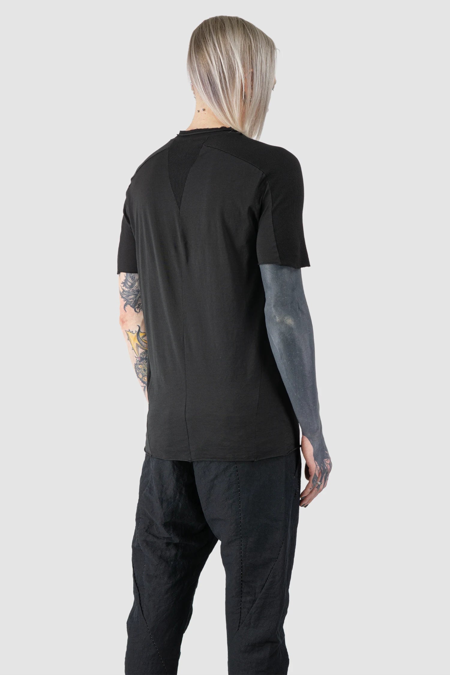 Masnada - Men’s Black Shoulder Rib Patch T-Shirt model back side view