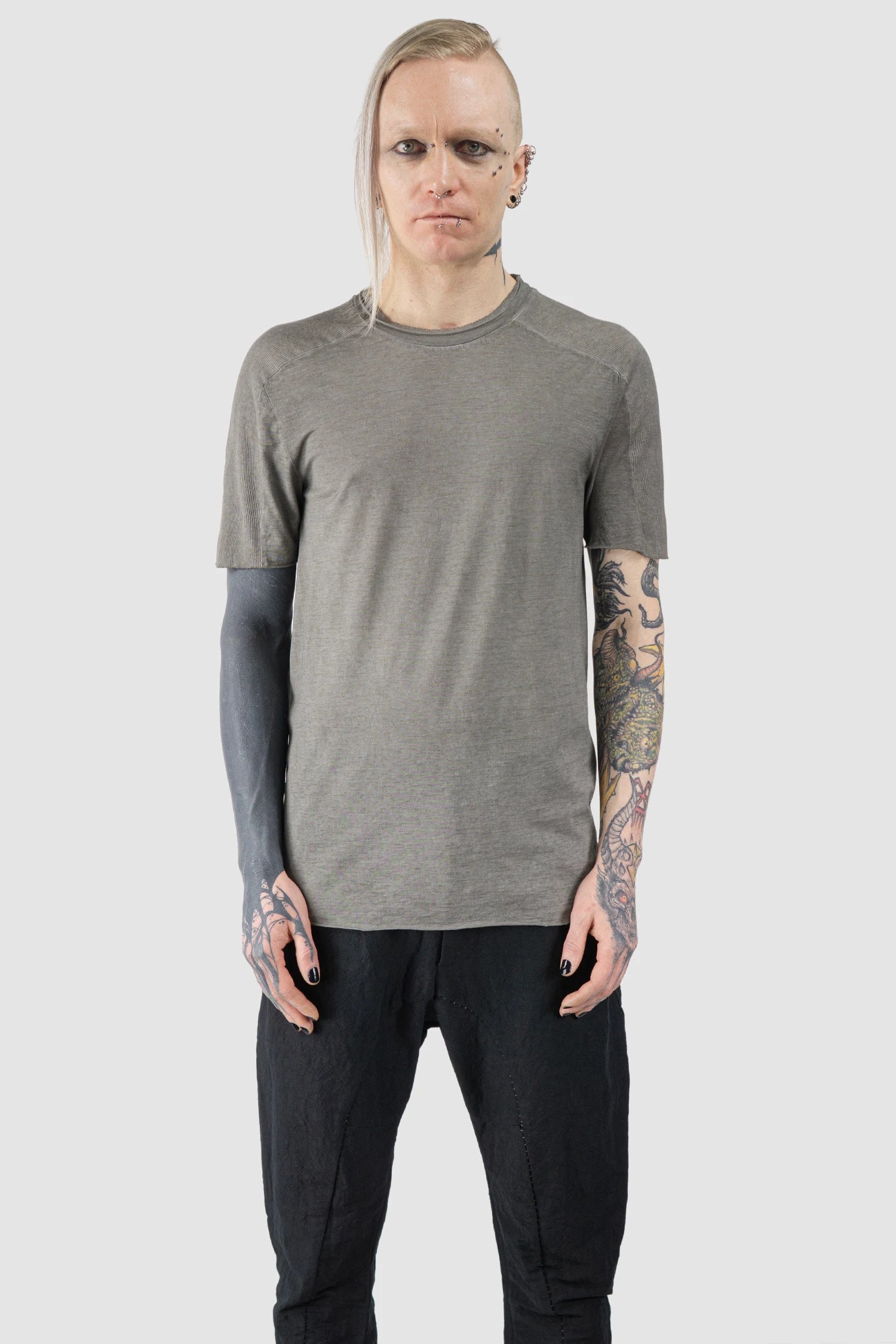 Masnada - Men’s Grey Shoulder Rib Patch T-Shirt model front view