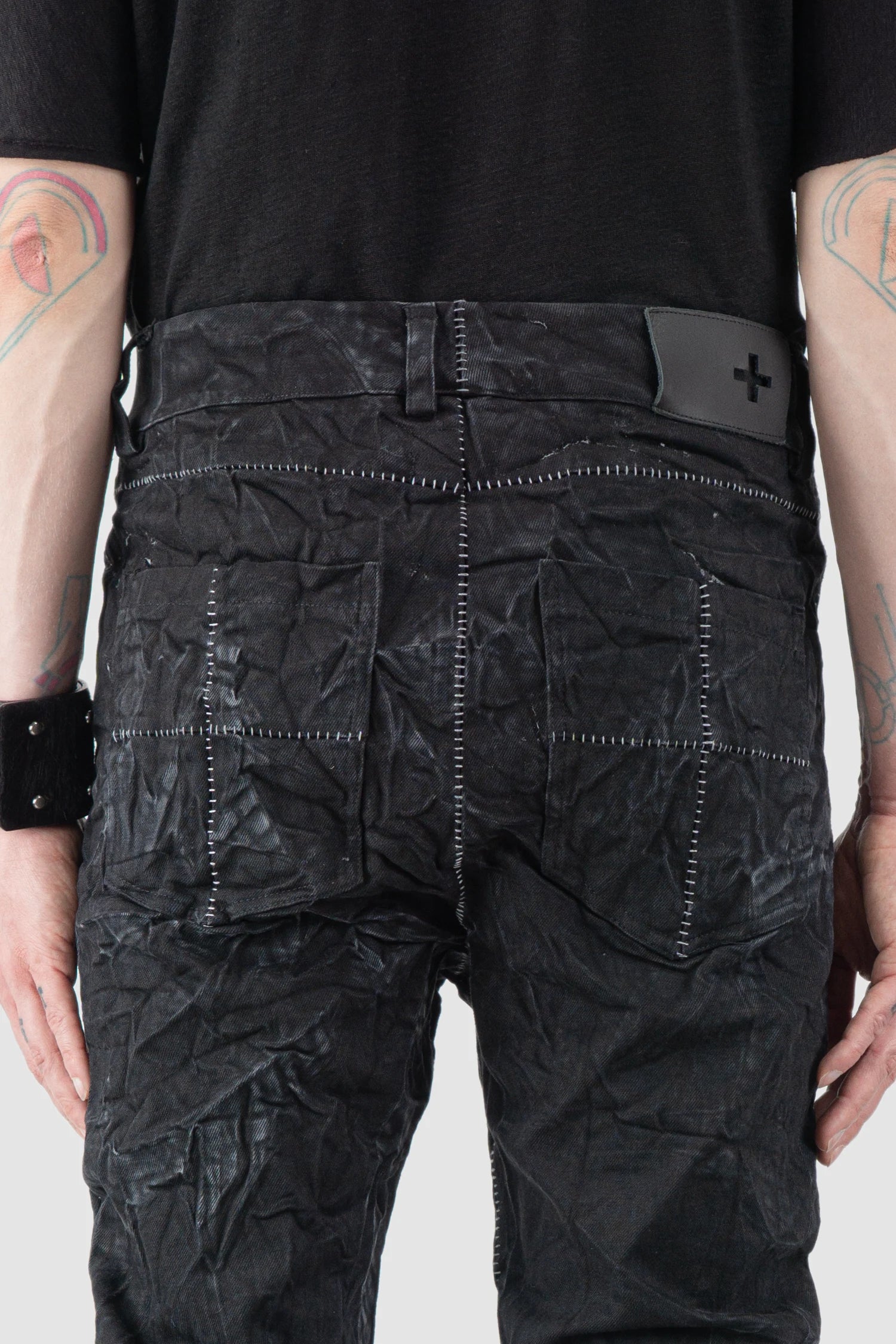 MD75 - Men’s Black Crinkled Stone Washed Denim Jeans back detail view