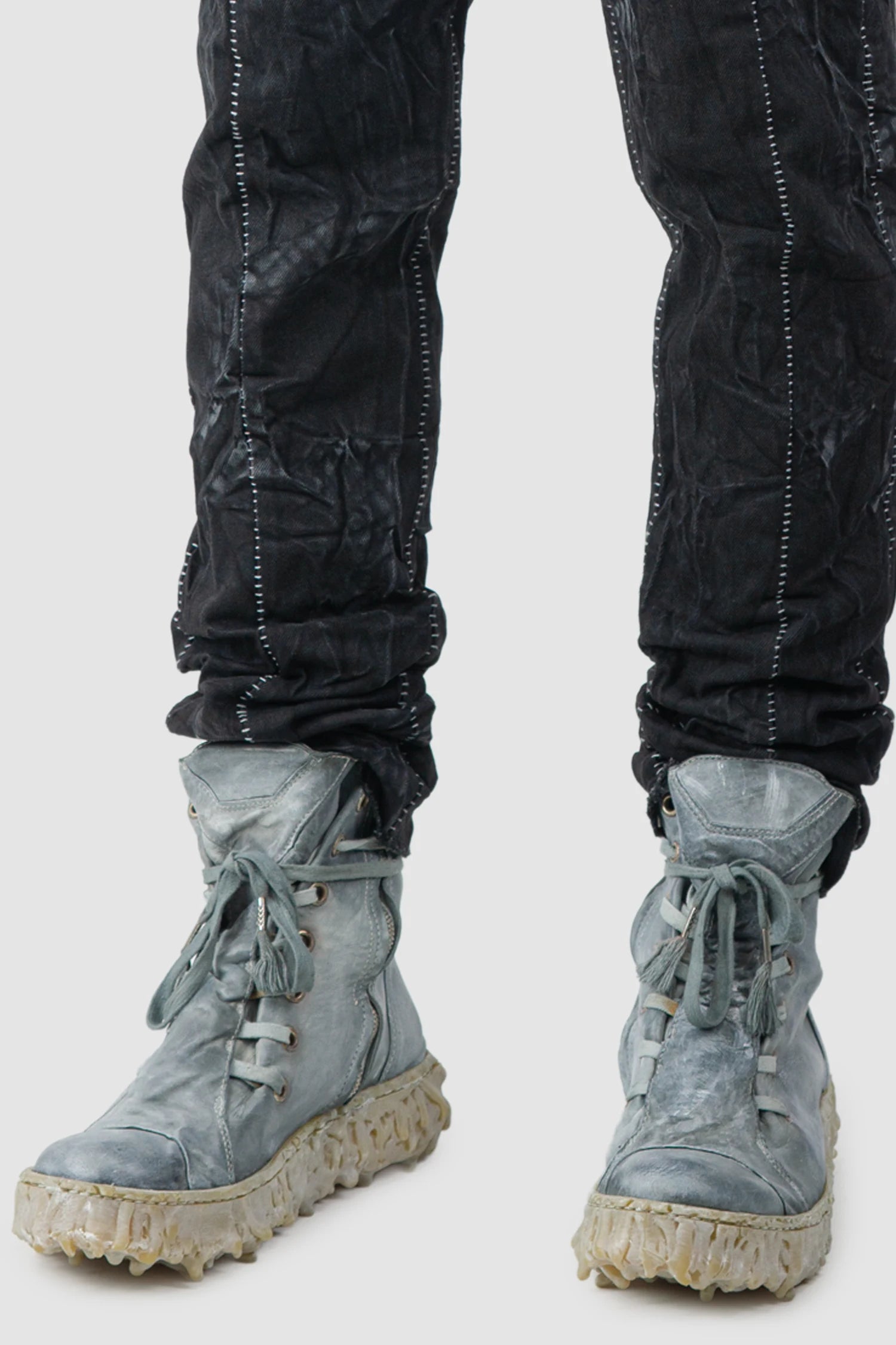 MD75 - Men’s Black Crinkled Stone Washed Denim Jeans hem detail view