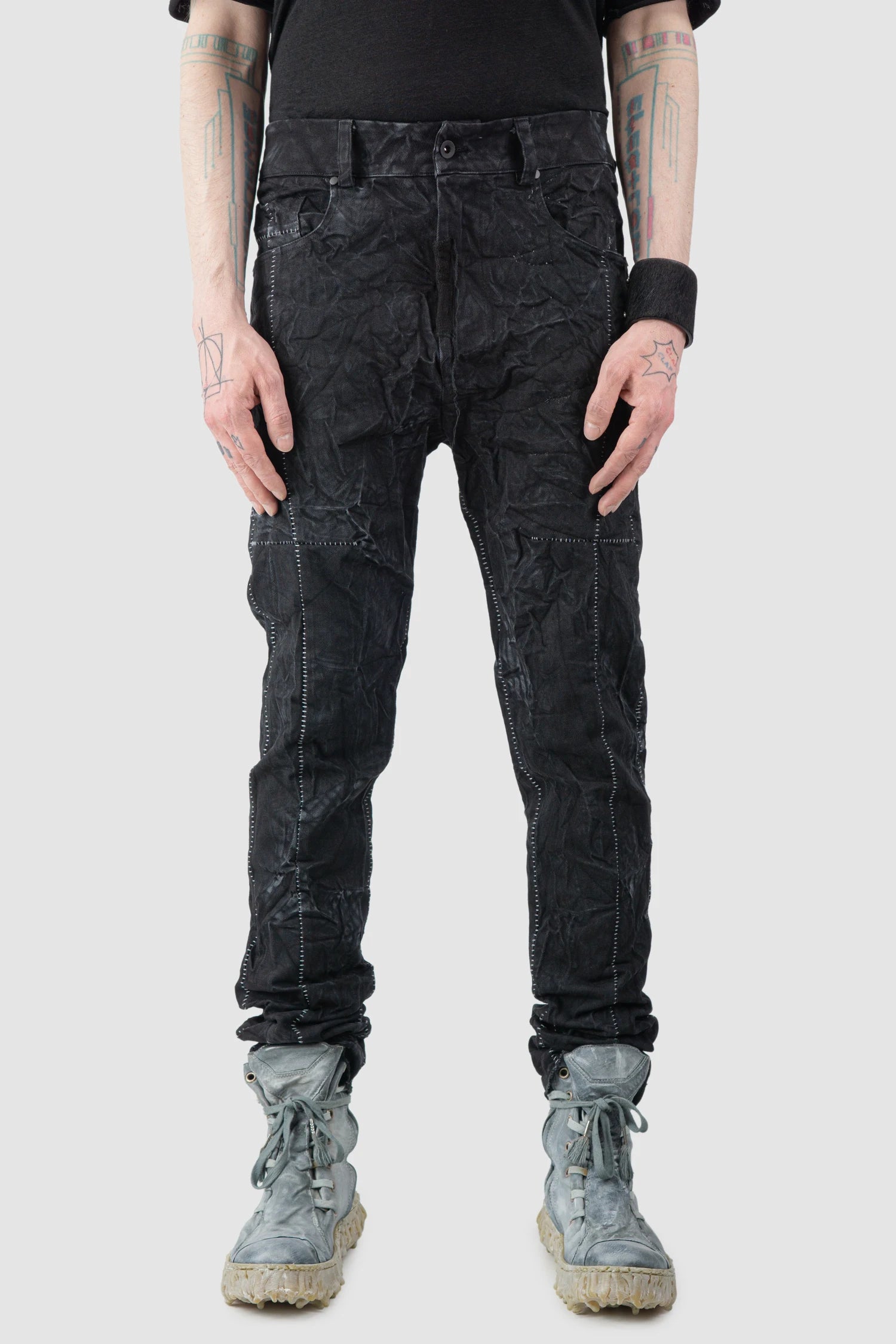 MD75 - Men’s Black Crinkled Stone Washed Denim Jeans model front view