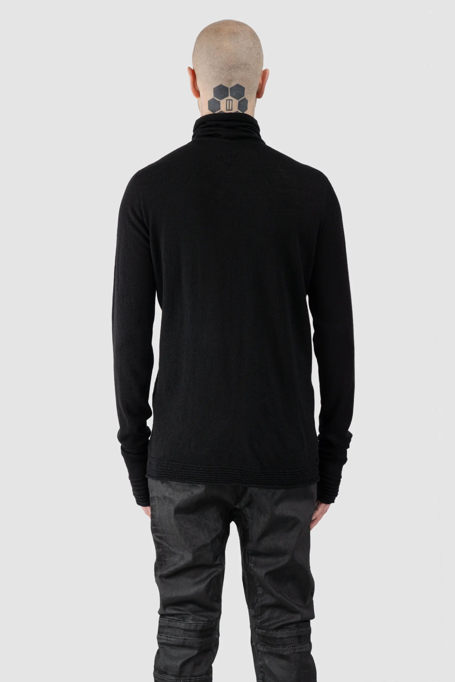 MD75 - Men's Black Lightweight Wool Turtleneck Knit Sweater - model back view