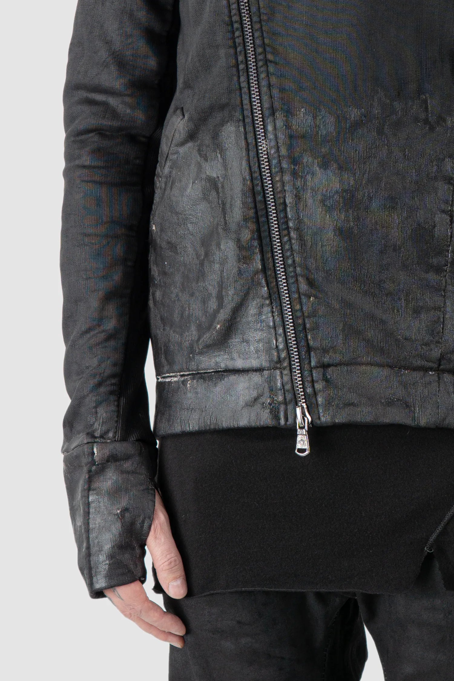 MD75 - Men's Black Waxed Cotton Zip Hoodie - thumbhole detail view