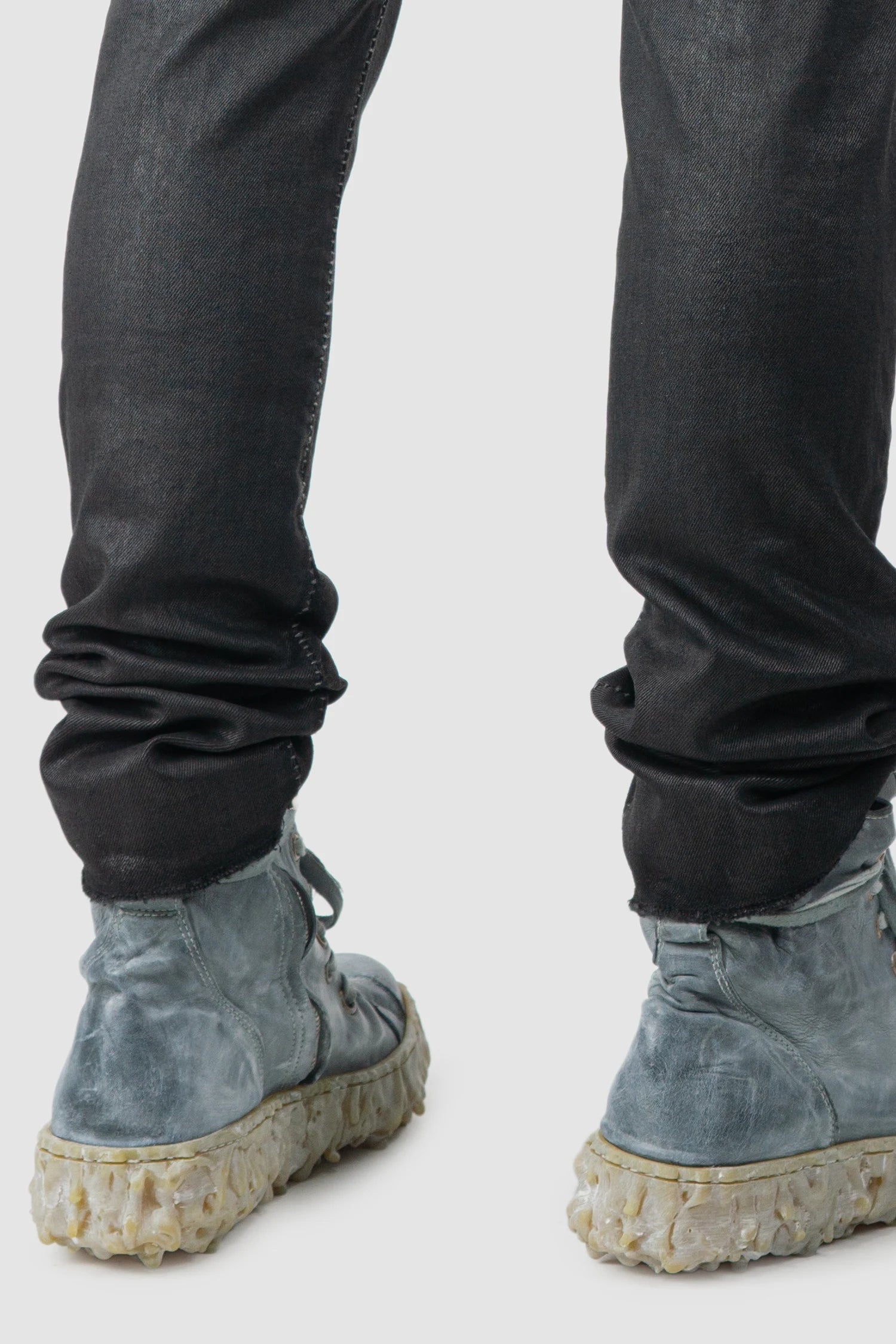 MD75 - Men’s Black Waxed Denim Zip Detail Jeans hem detail view