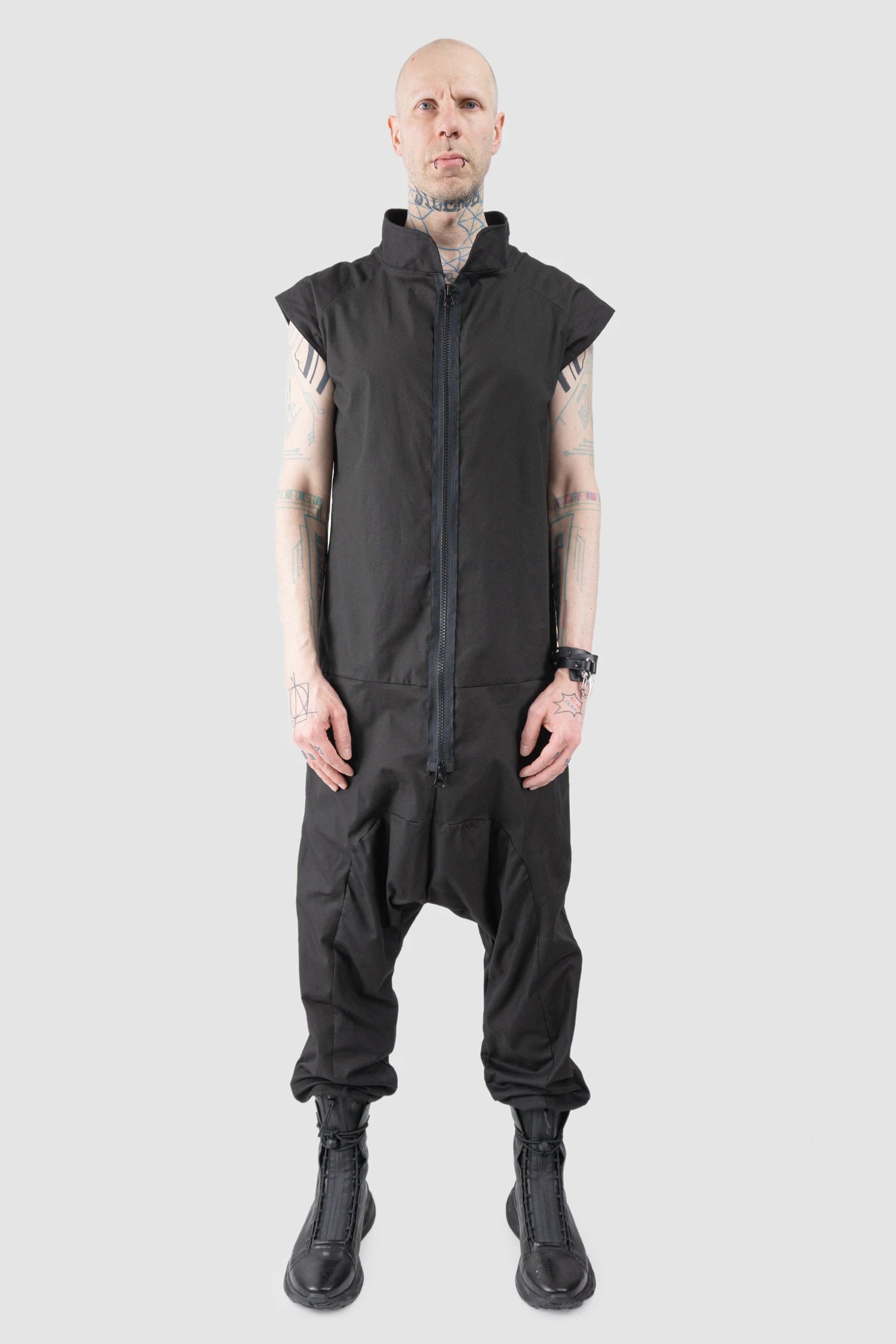 Obectra - Men’s Black Cotton Blend Sleeveless Jumpsuit with Zipper model front view