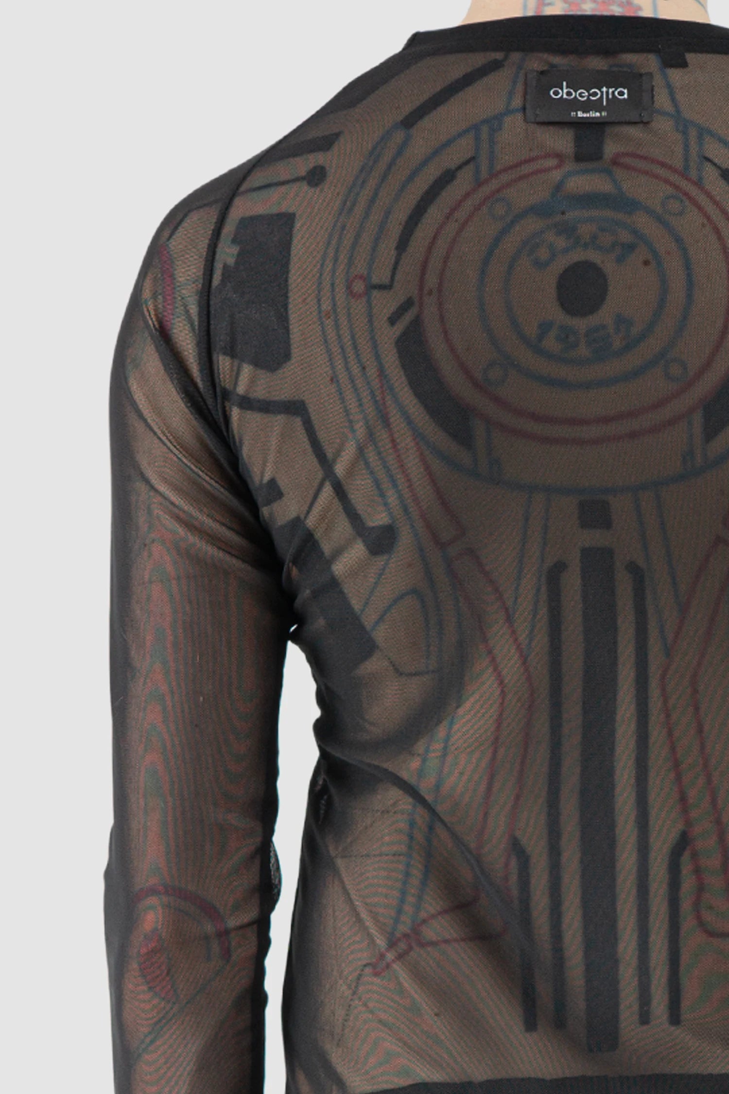 Obectra - Men’s Black Mesh Raglan Long Sleeve back detail view