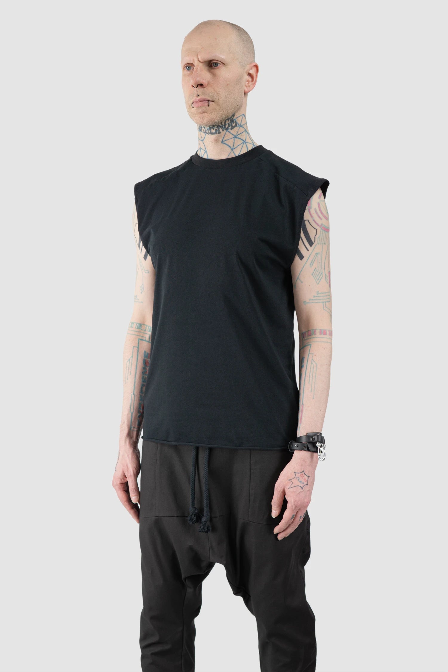 Obectra - Men’s Black Relaxed Cotton Blend Tank Top model front side view