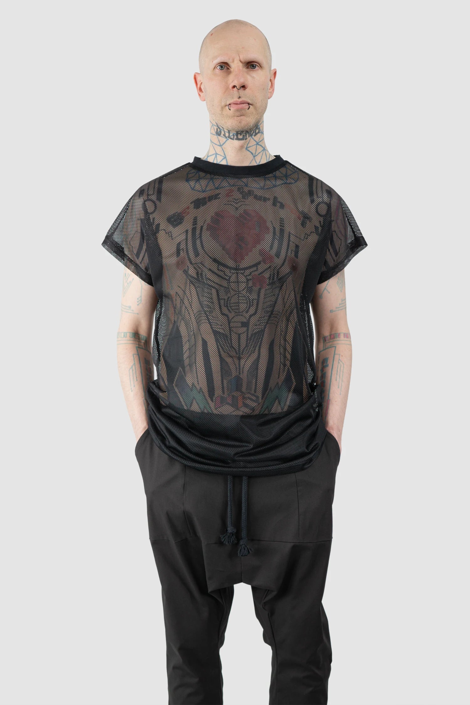 Obectra - Men’s Black Relaxed Mesh T-Shirt model relaxed view