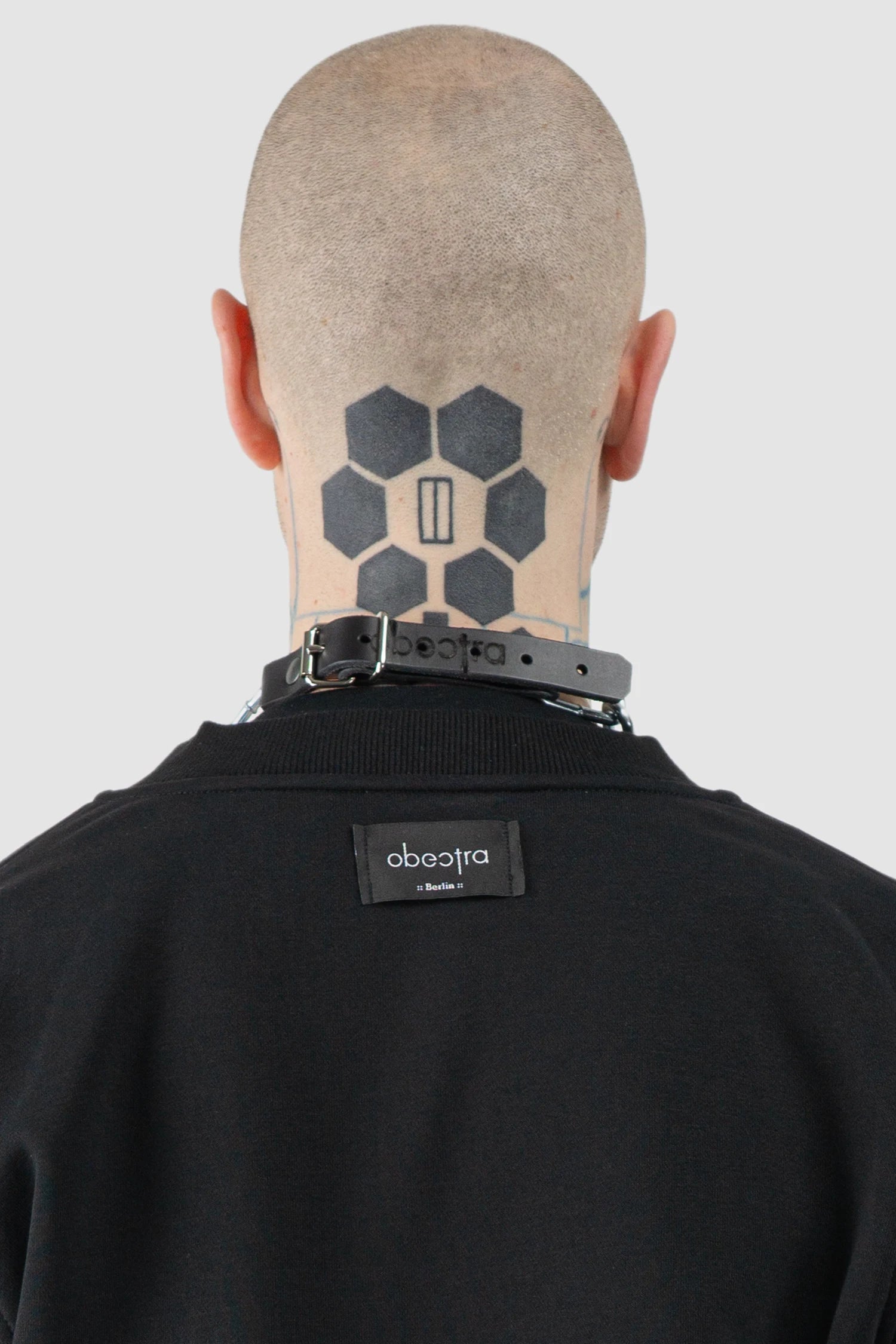 Obectra - Men’s Silver Chain Choker with Leather Buckle model back view