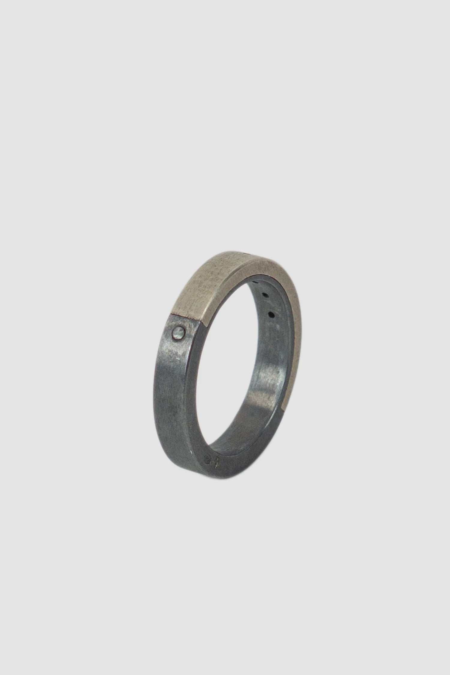 Parts of Four – Black Silver Dirty Sterling 4 Hole Sistema Ring 4 mm - standing back right view