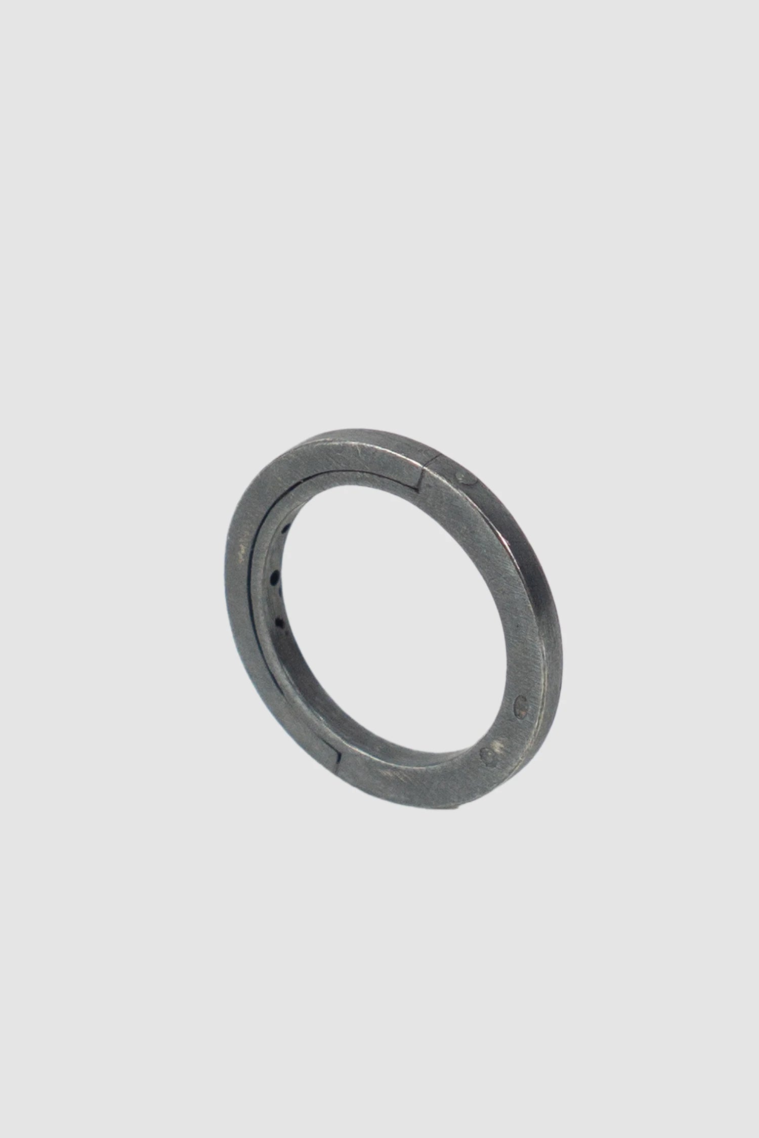 Parts of Four – Black Sterling Silver 4 Hole Sistema Ring 2 mm - standing back left view