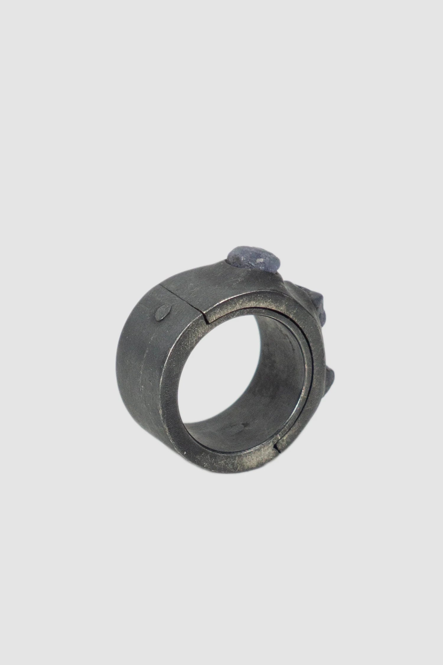 Parts of Four – Black Sterling Silver Tanzanite Sistema Ring 12 mm - standing back right view