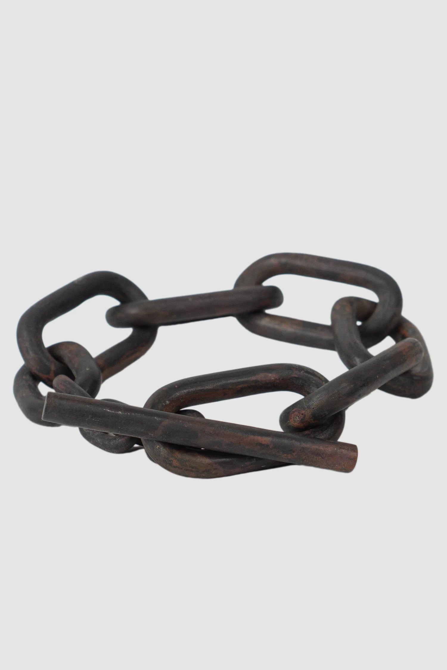 Parts of Four – Dirty Brass Toggle Chain Bracelet Medium Links - front flat view - MONO-KROM Gallery
