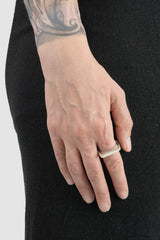 Parts of Four – Dirty Sterling Polished Silver Oval Sistema Ring 4 mm - Model Women view