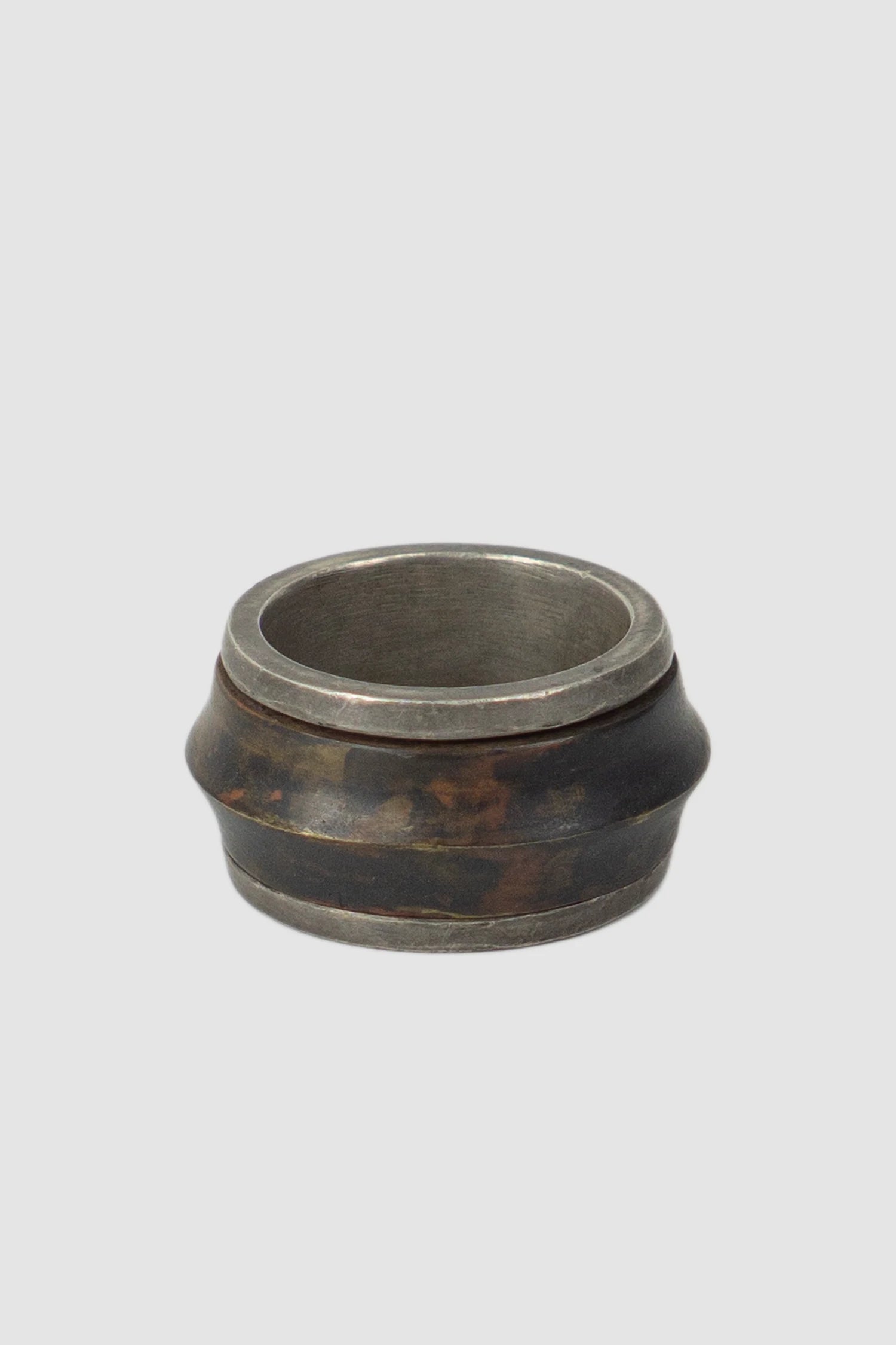 Parts of Four – Dirty Sterling Silver Dirty Brass Rotator Ring 17 mm - flat view - MONO-KROM Gallery