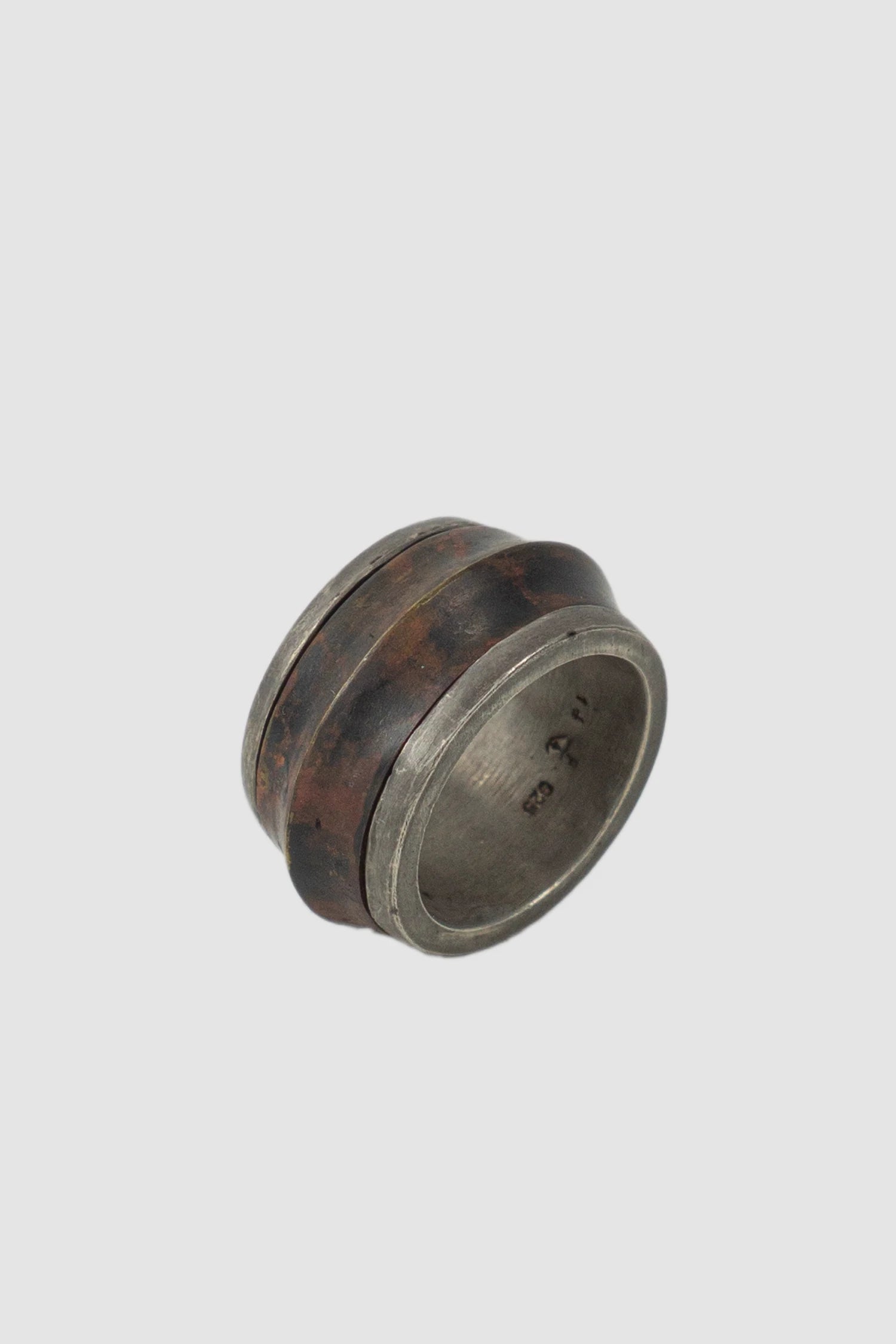 Parts of Four – Dirty Sterling Silver Dirty Brass Rotator Ring 17 mm - standing back right view