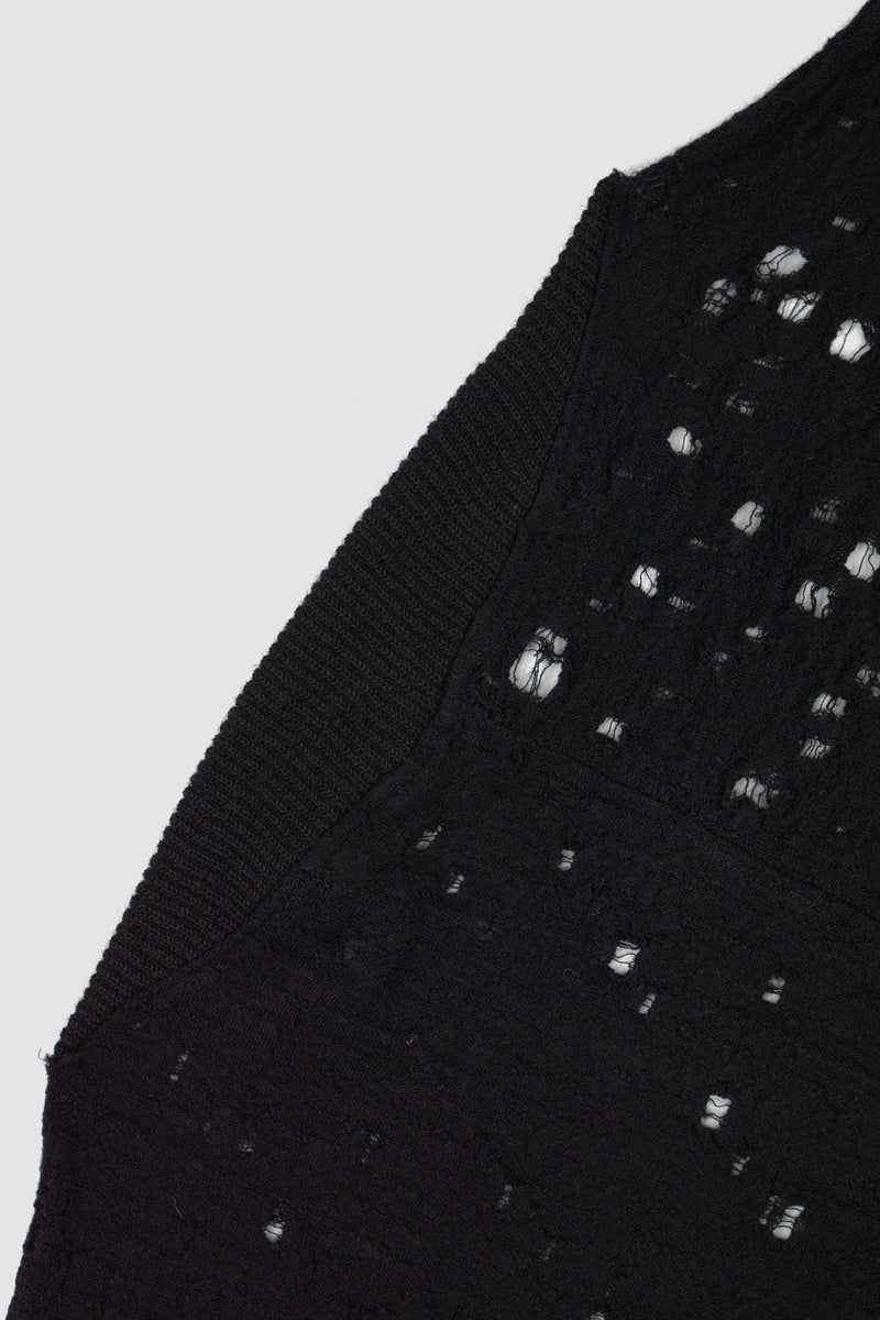 Detail view of Black Merino Wool Rib Scarf for Men with raw edges, LEON LOUIS