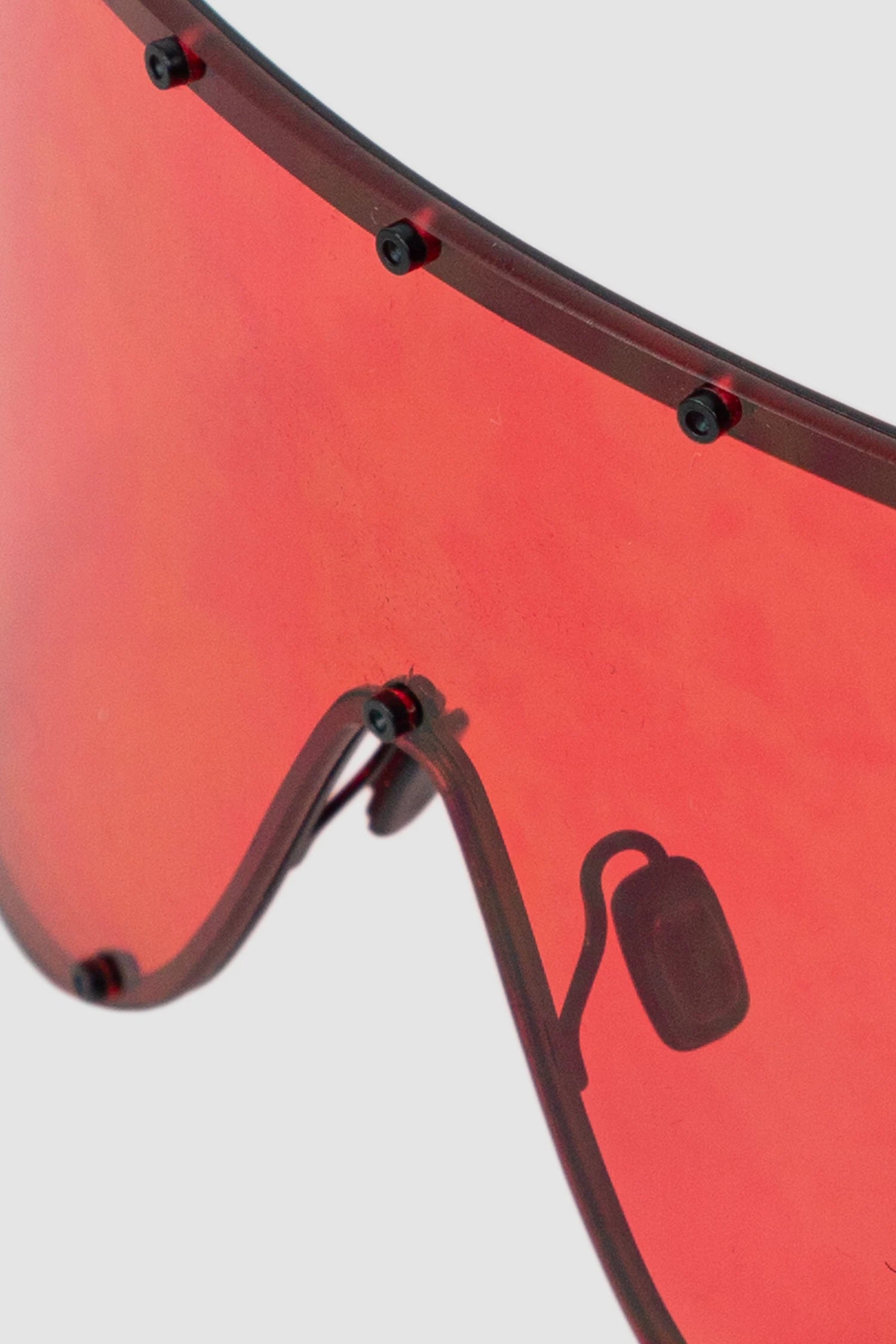 Rick Owens - Red Shield Sunglasses FW19 "Larry" - defect close up view