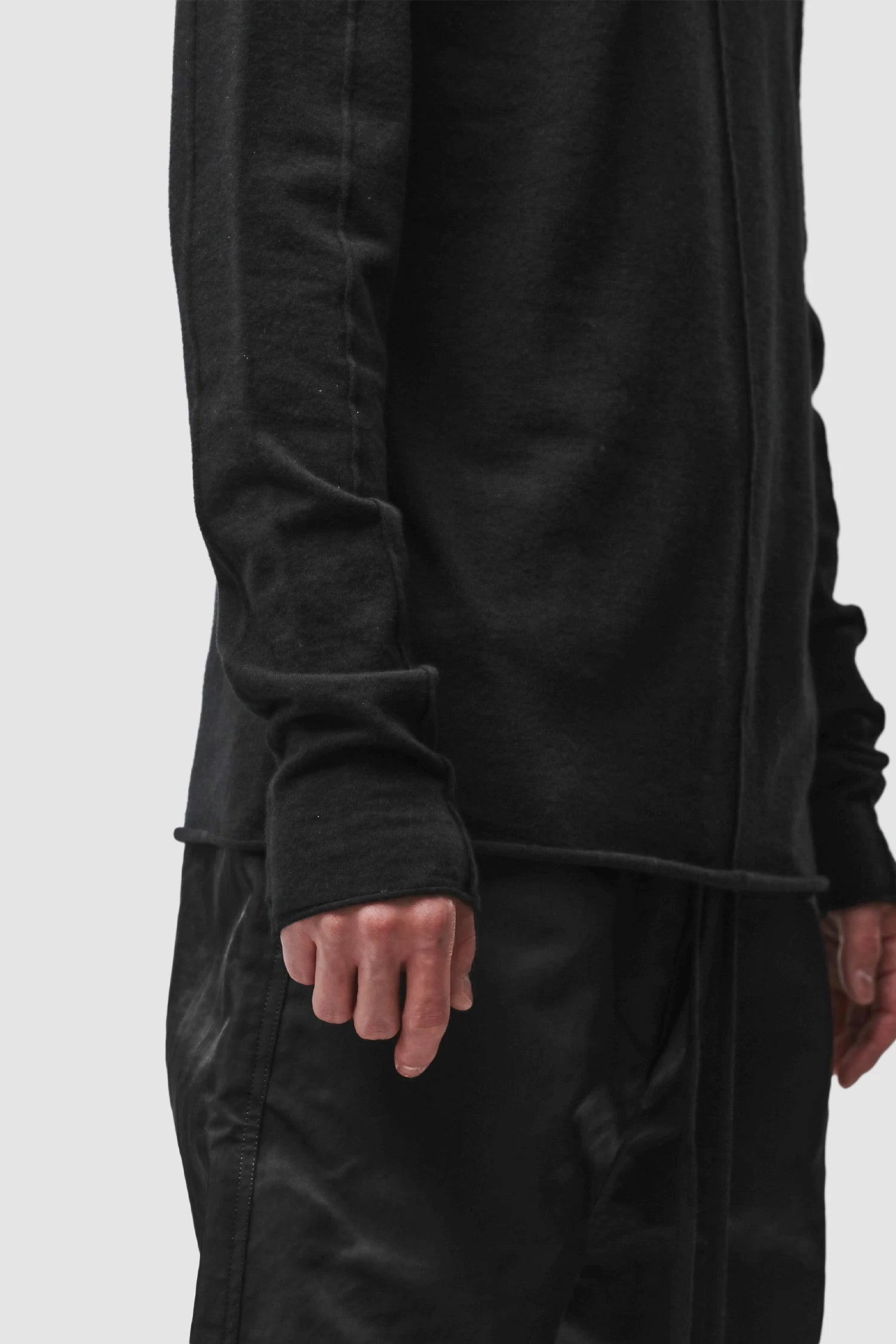 Thom Krom - Men’s Black Cashmere Roll Neck Knit Sweater M-K-130 hem detail view