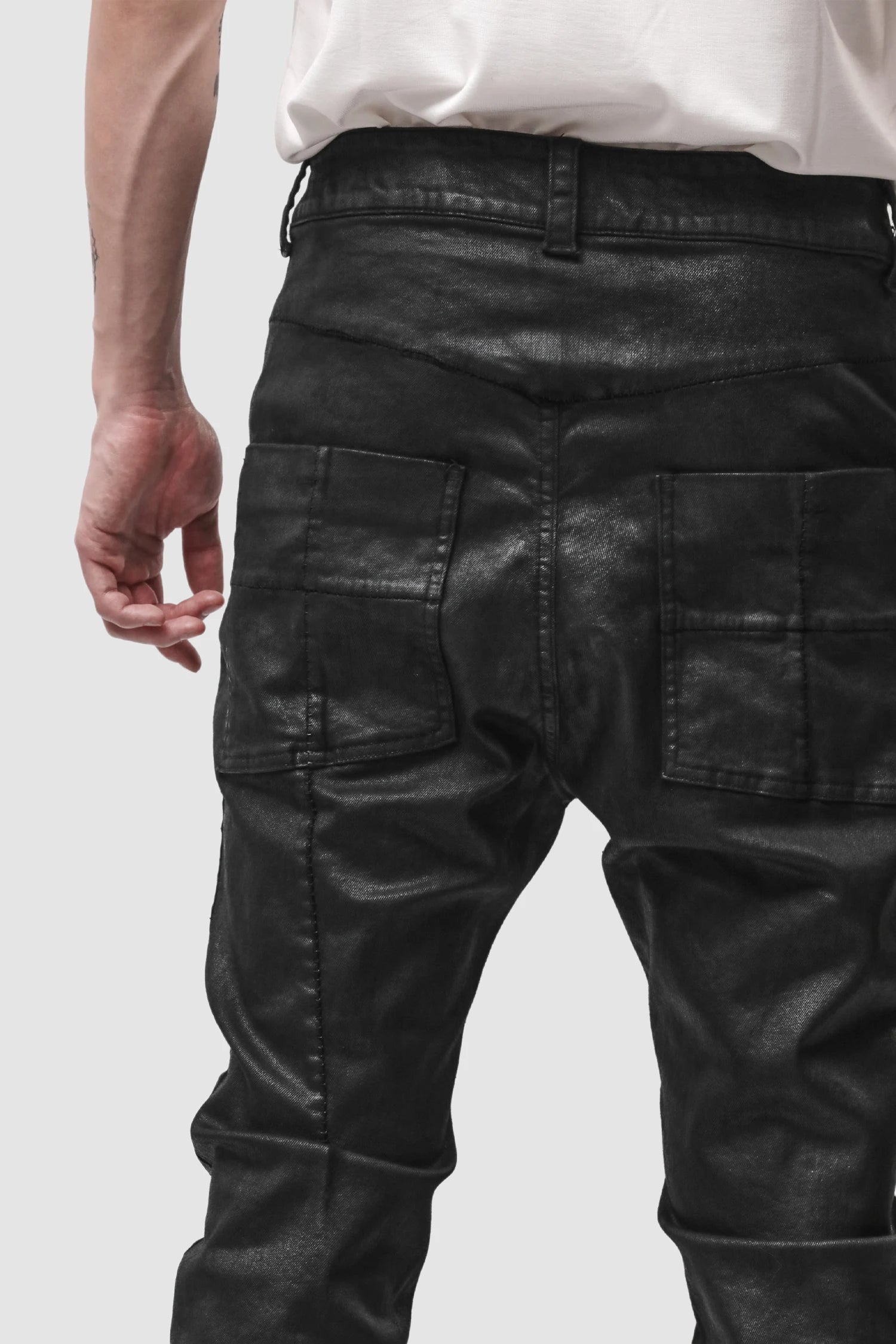 Thom Krom - Men’s Black Coated Slim Fit Denim Jeans M-T-107 back detail view