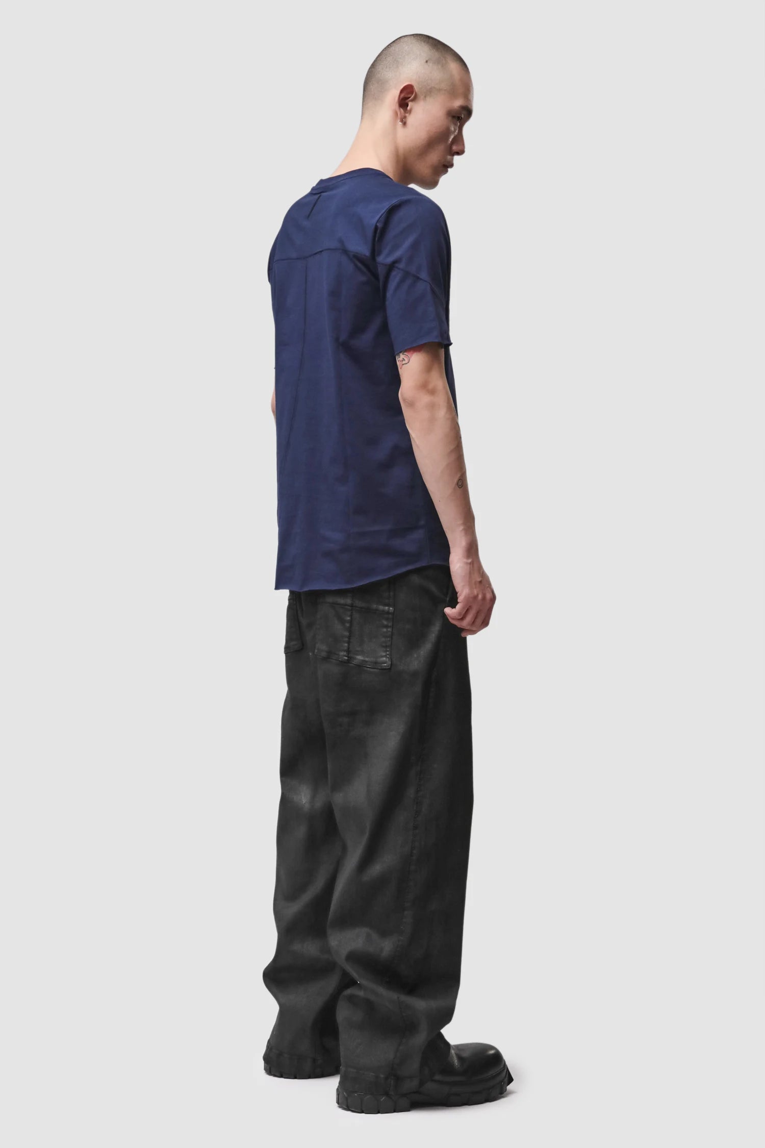 Thom Krom - Men’s Black Coated Wide Leg Denim Jeans M-T-108 model full back view