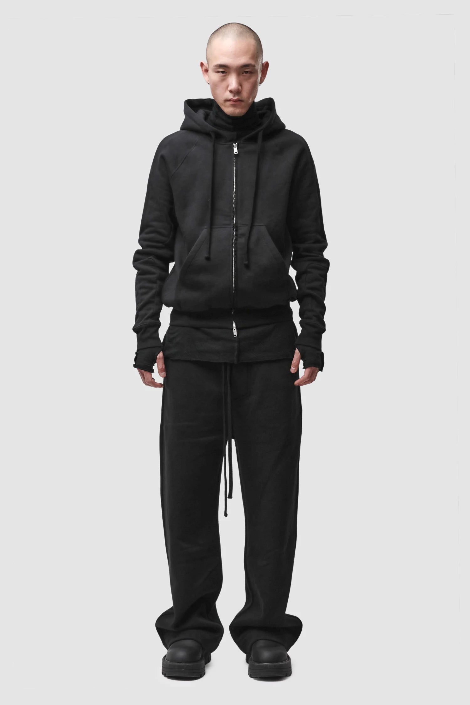 Thom Krom - Men’s Black Hooded Cotton Zip Sweater M-SJ-711 model full front view