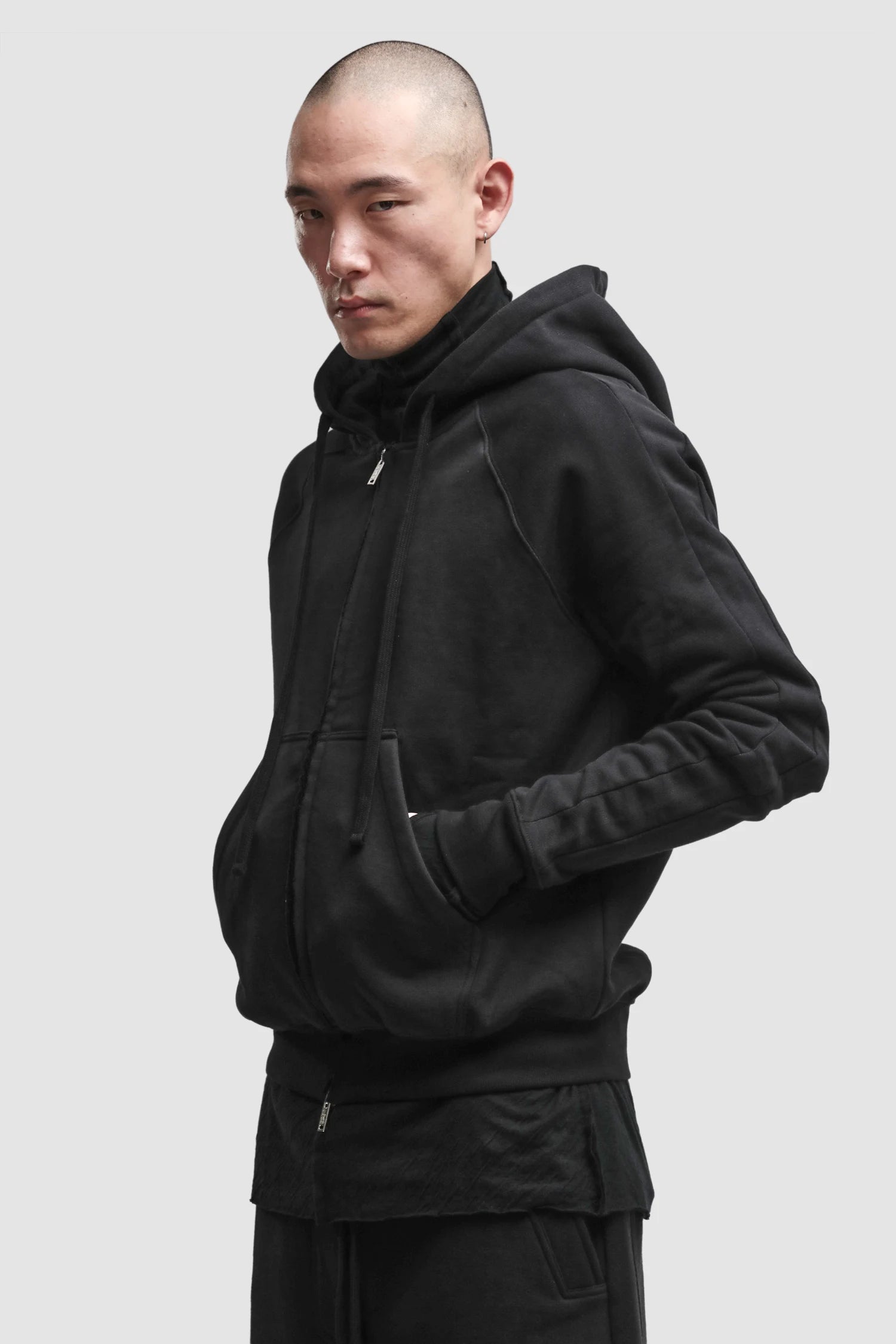 Thom Krom - Men’s Black Hooded Cotton Zip Sweater M-SJ-711 model side view