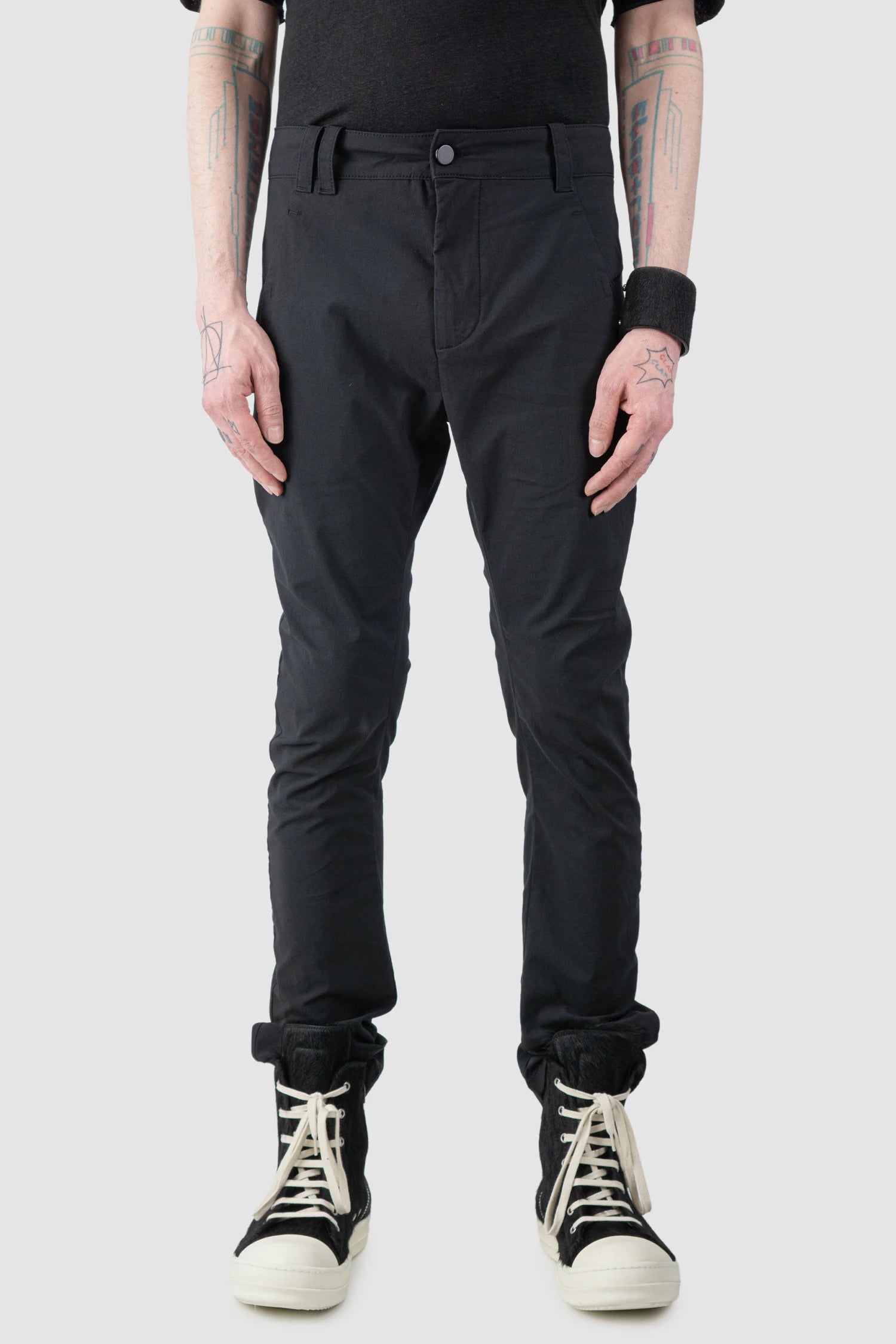 Thom Krom - Men’s Black Light Scar Stitched Cotton Pants M-T-104 model front view